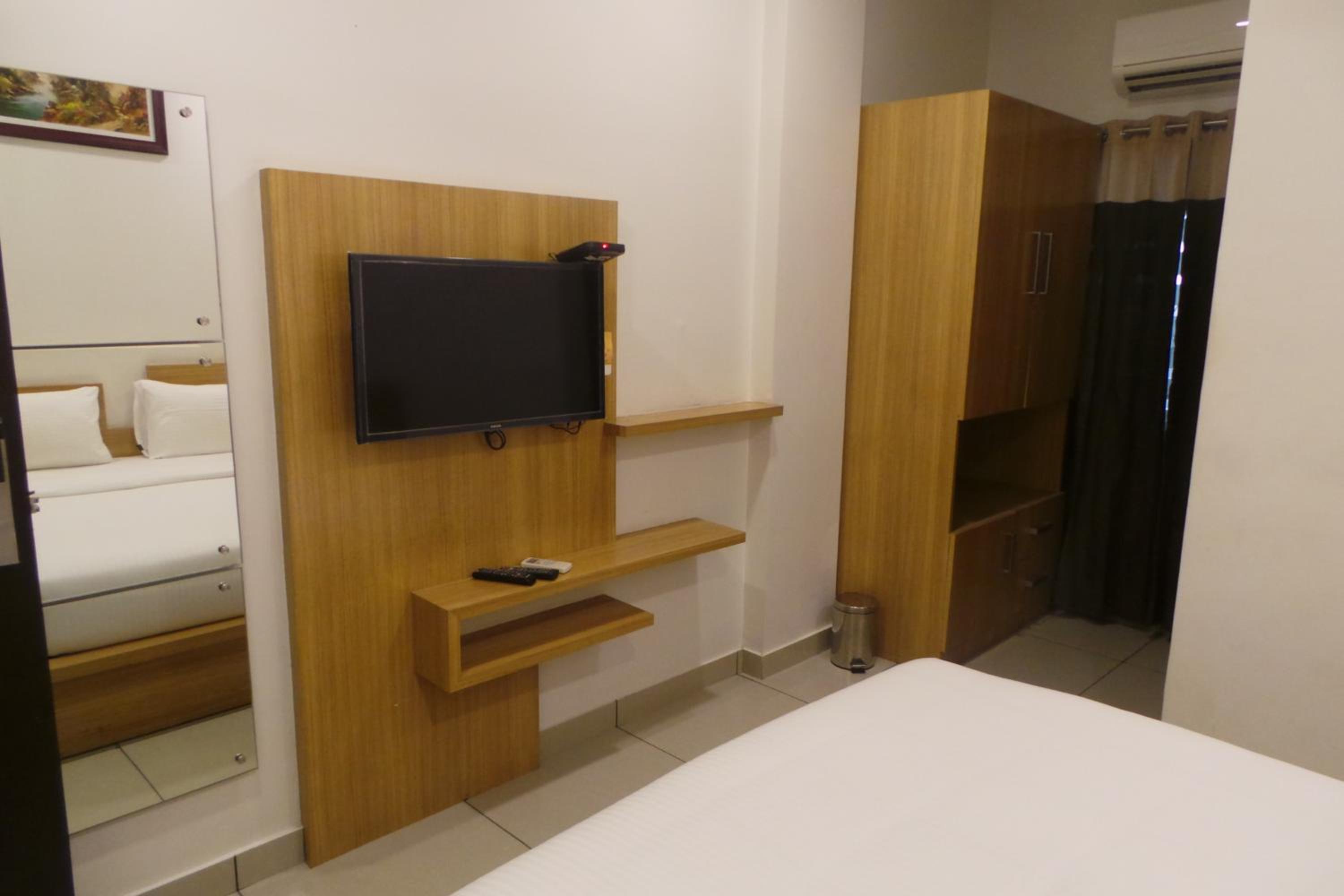 Deluxe Double Room - Photo 5