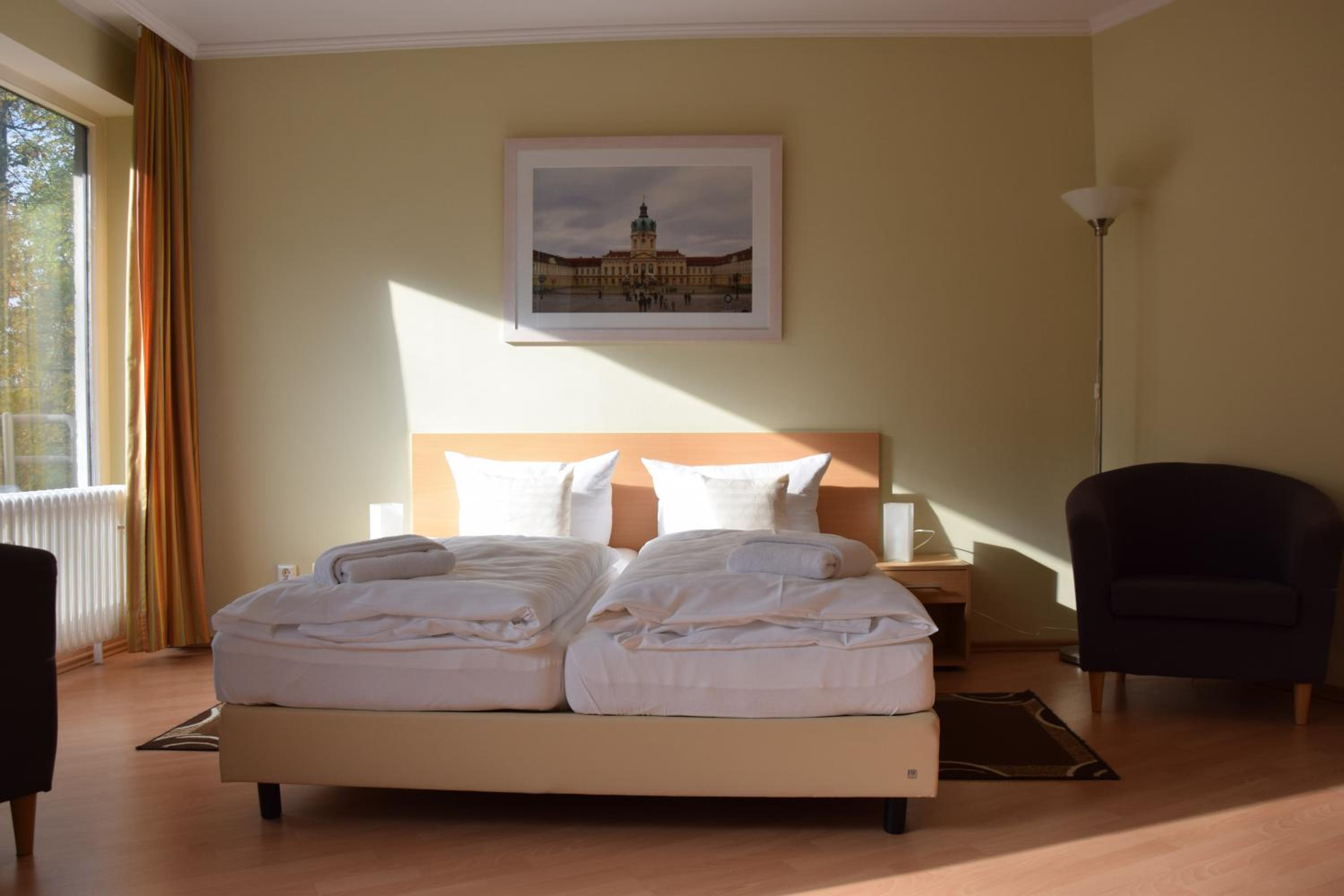Standard Twin Room photo 3