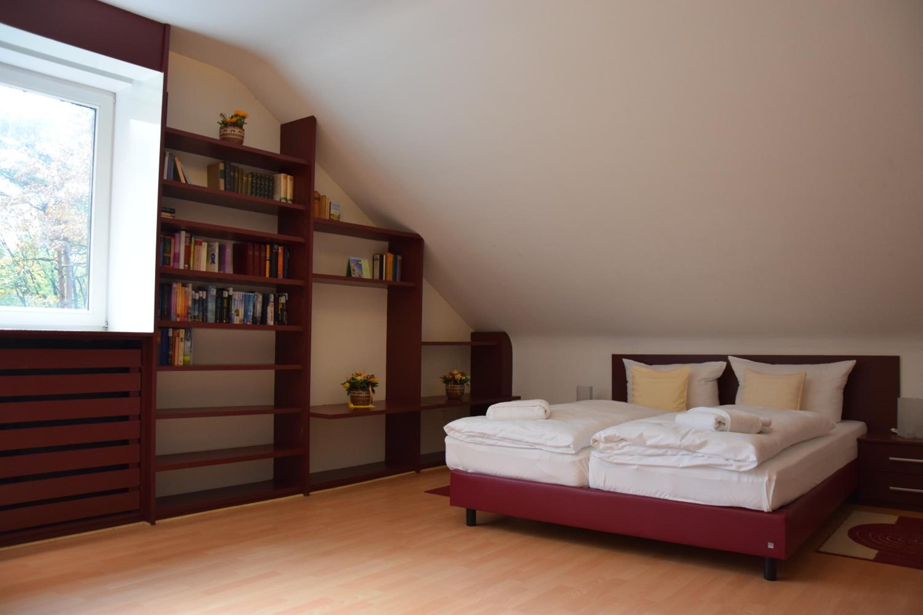 Family Studio photo 2