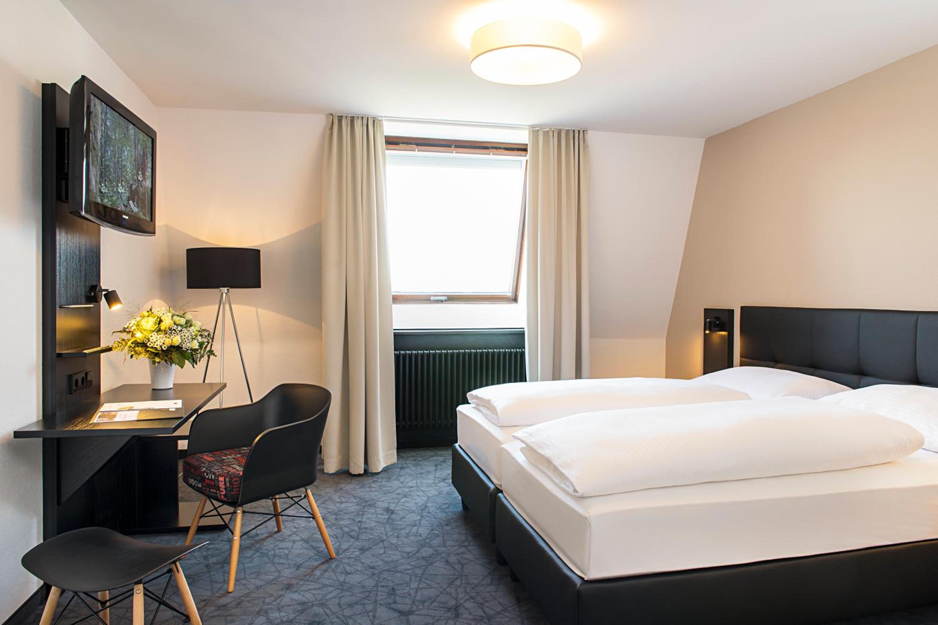 Comfort Twin Room - Photo 1