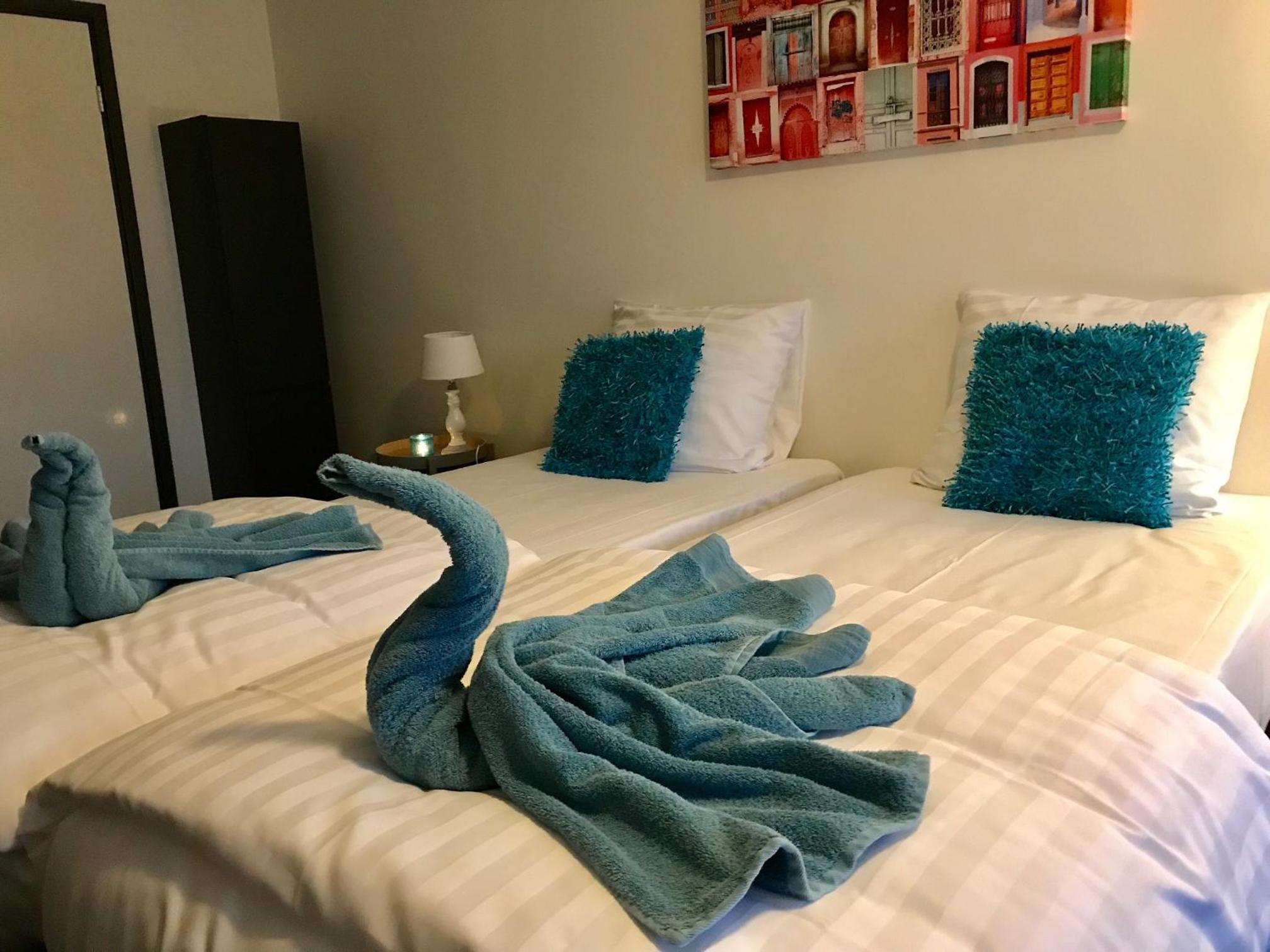 Double Room - Photo 9