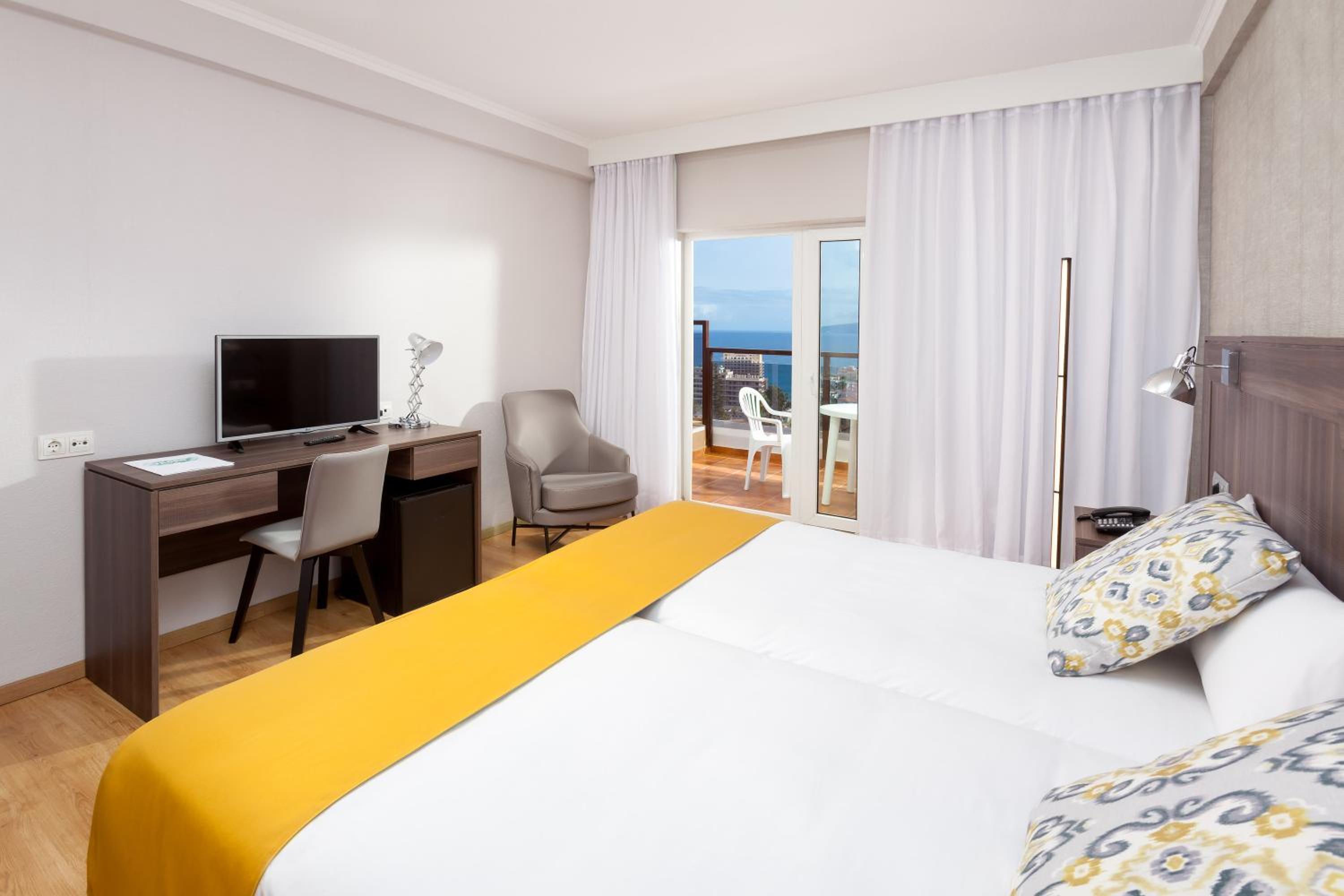 Habitación Doble o con Dos Camas con Vista al Mar