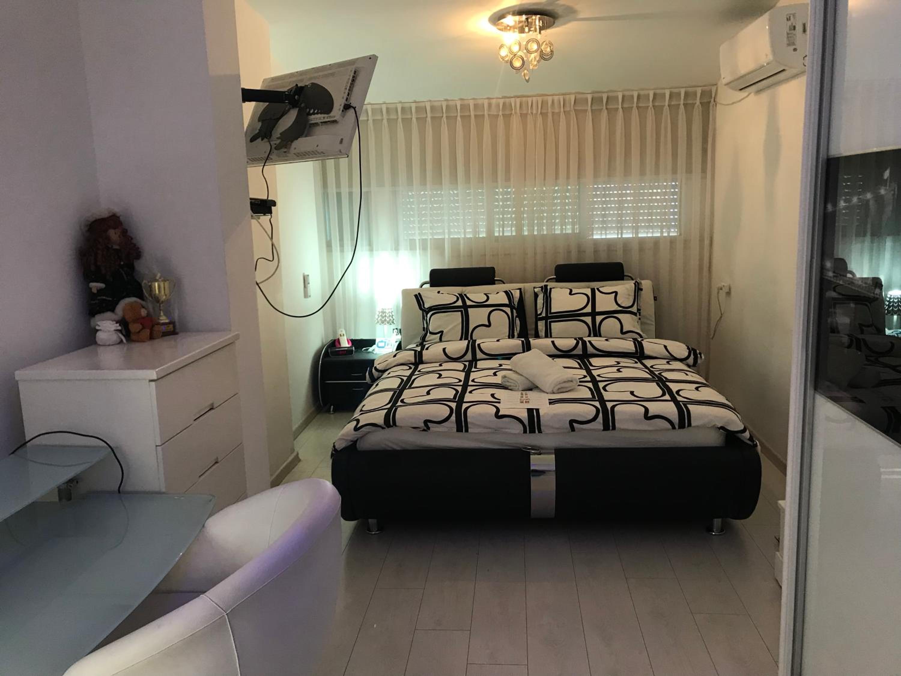 Queen Room - Photo 30