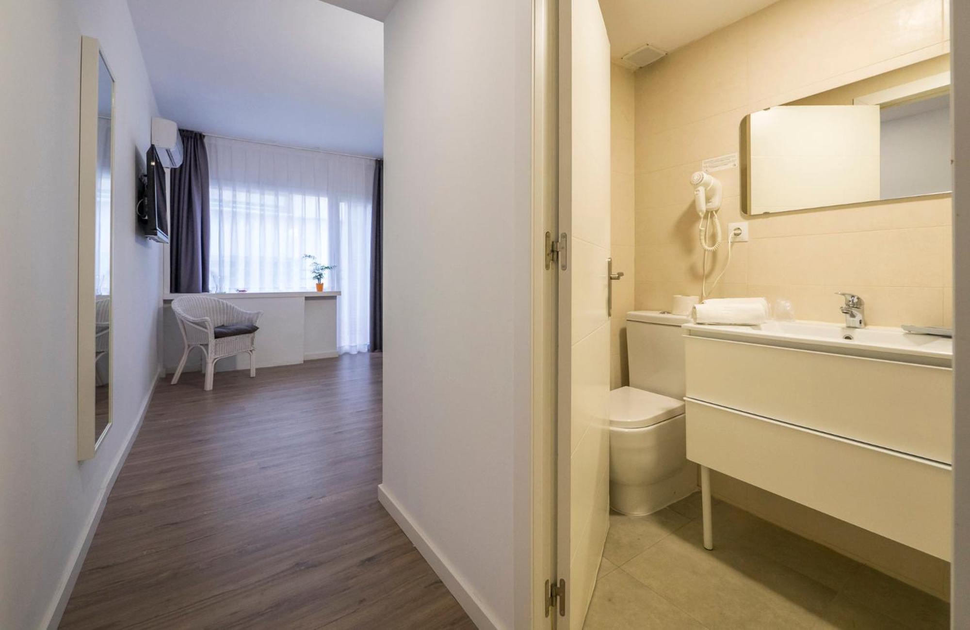 Comfort Triple Room (3 adults) photo 3