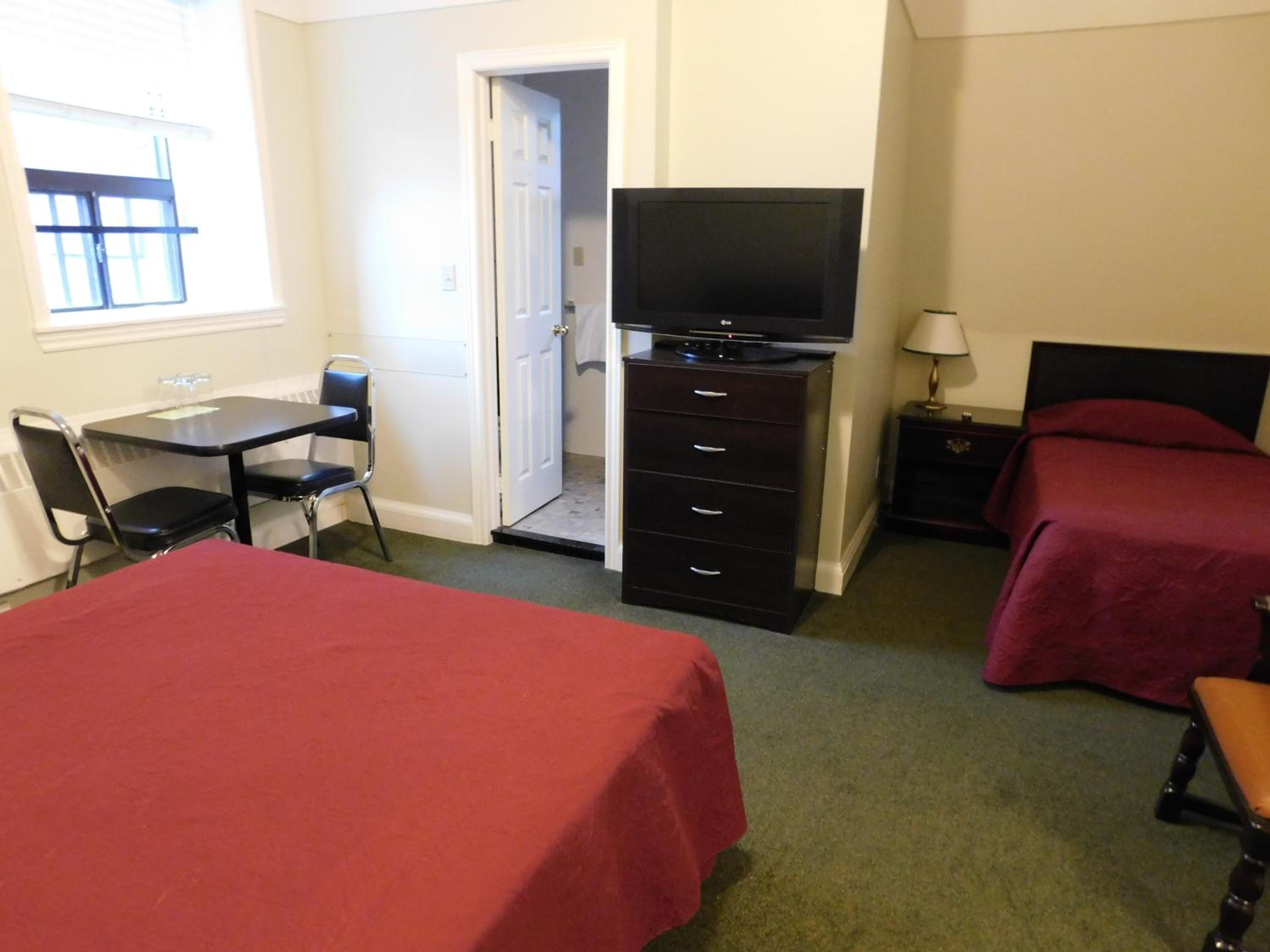 Triple Room (Air Conditioned)
