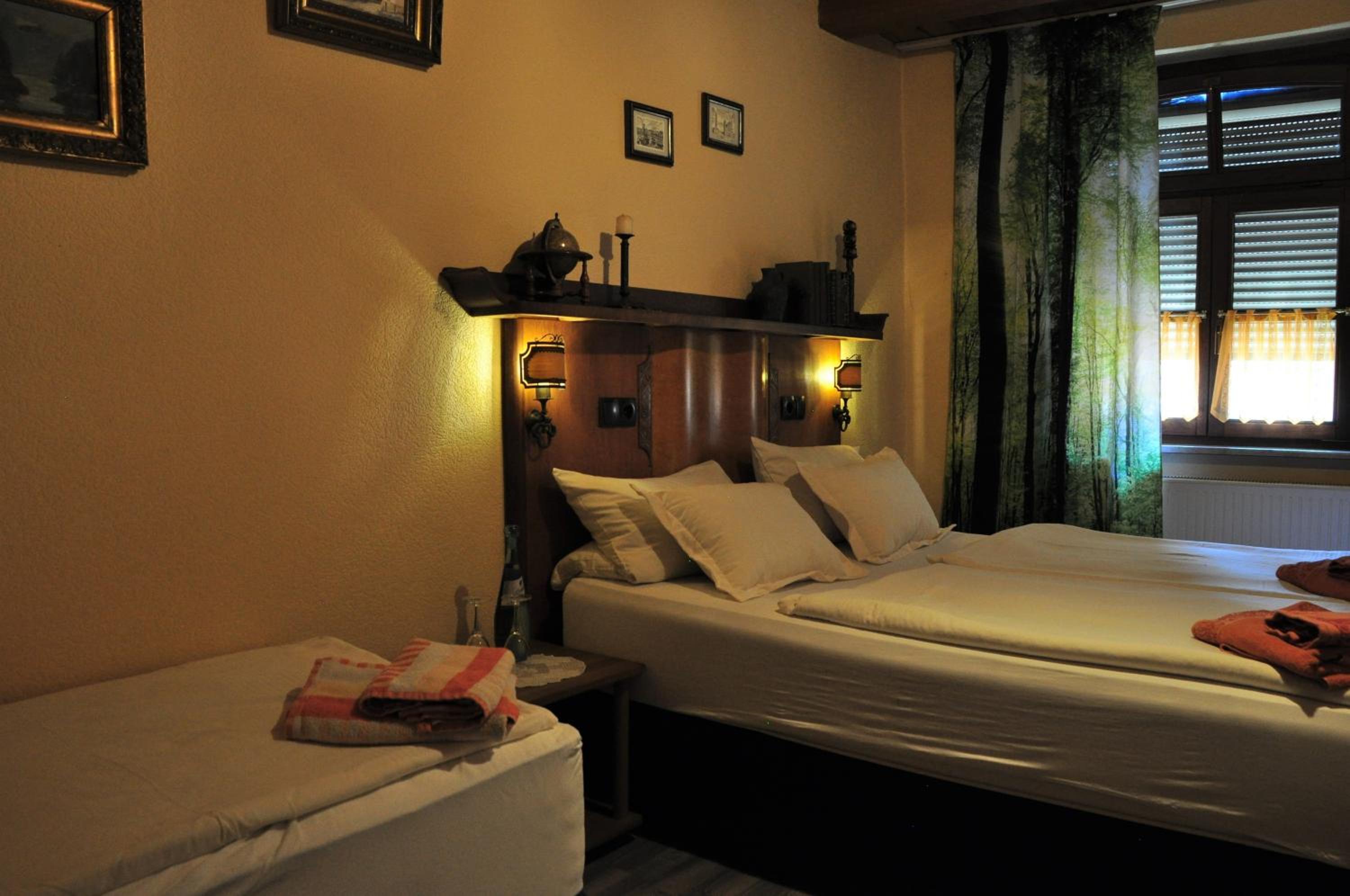 Budget Triple Room photo 2