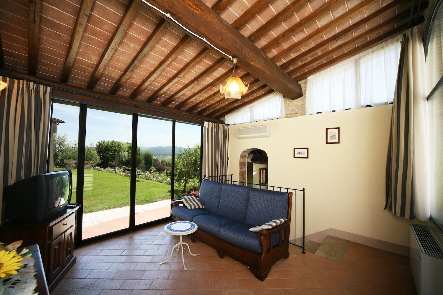 One-Bedroom Apartment with Terrace