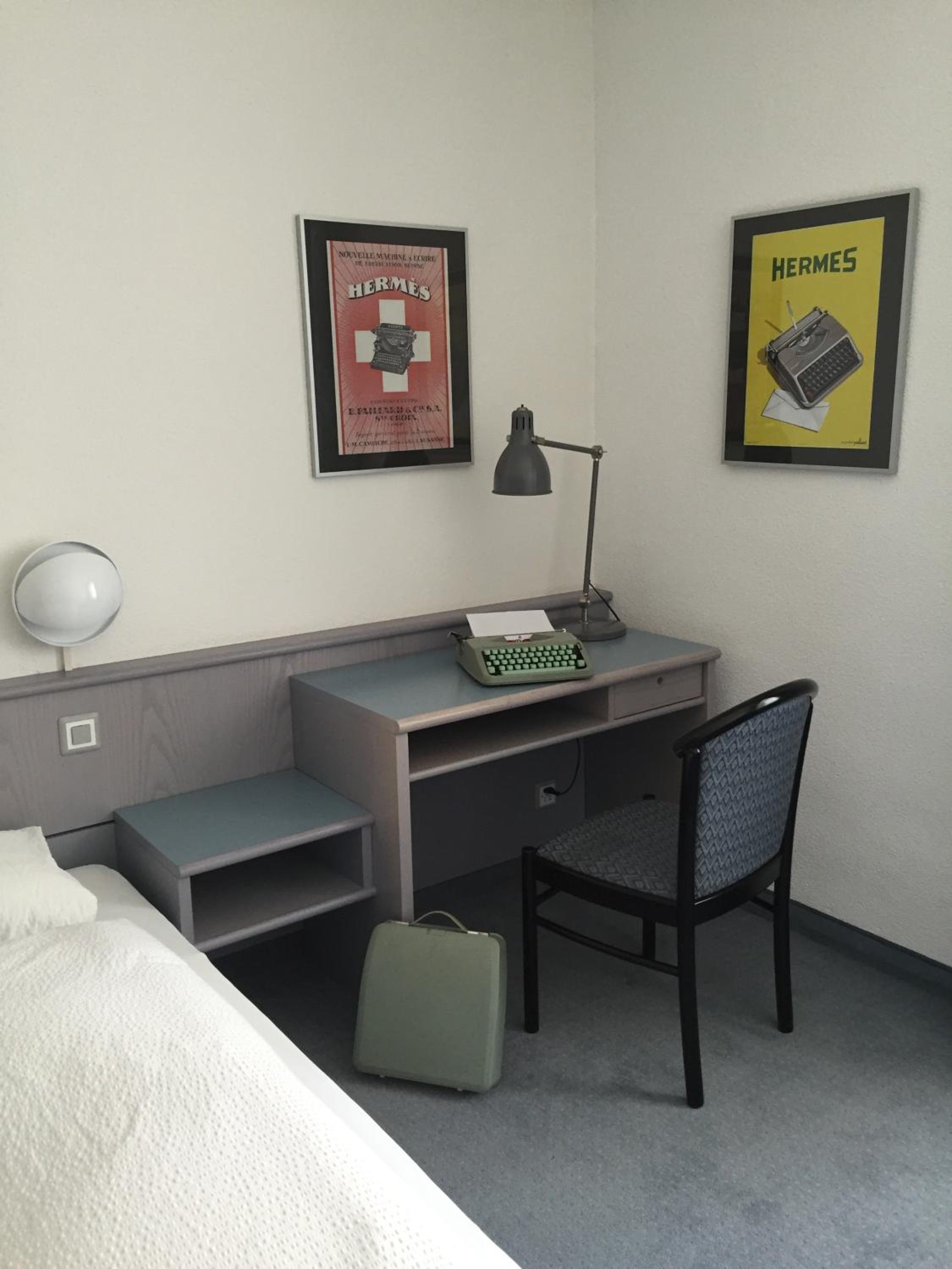 Family Room (2 Adults + 2 Children) - Photo 1