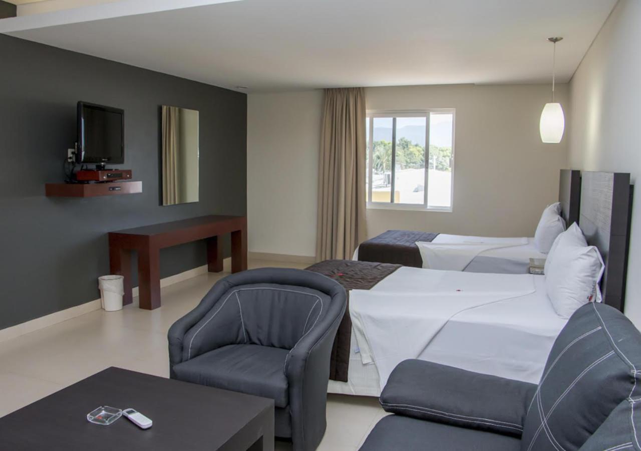 Double Room - Photo 6