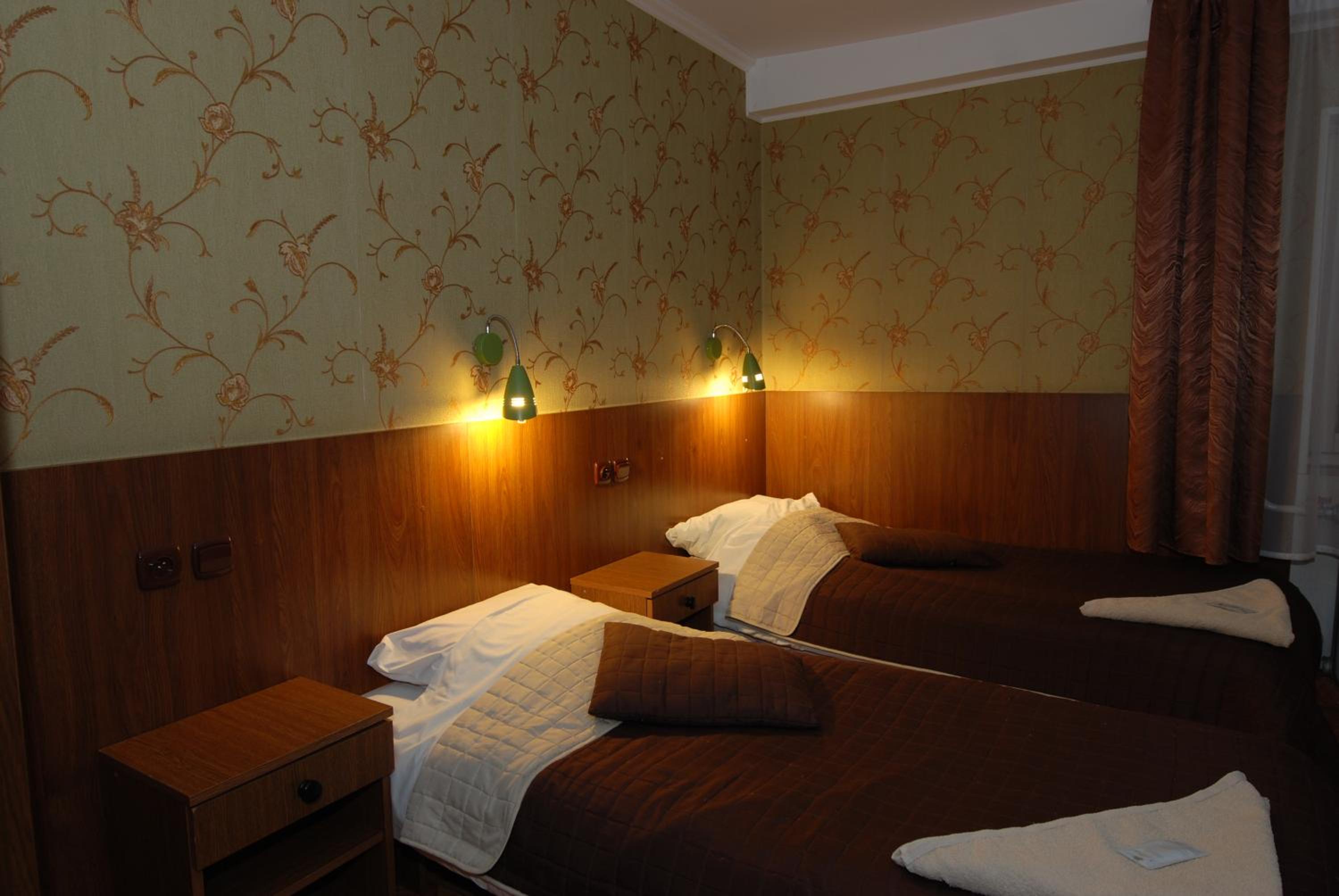 Standard Triple Room - Photo 7