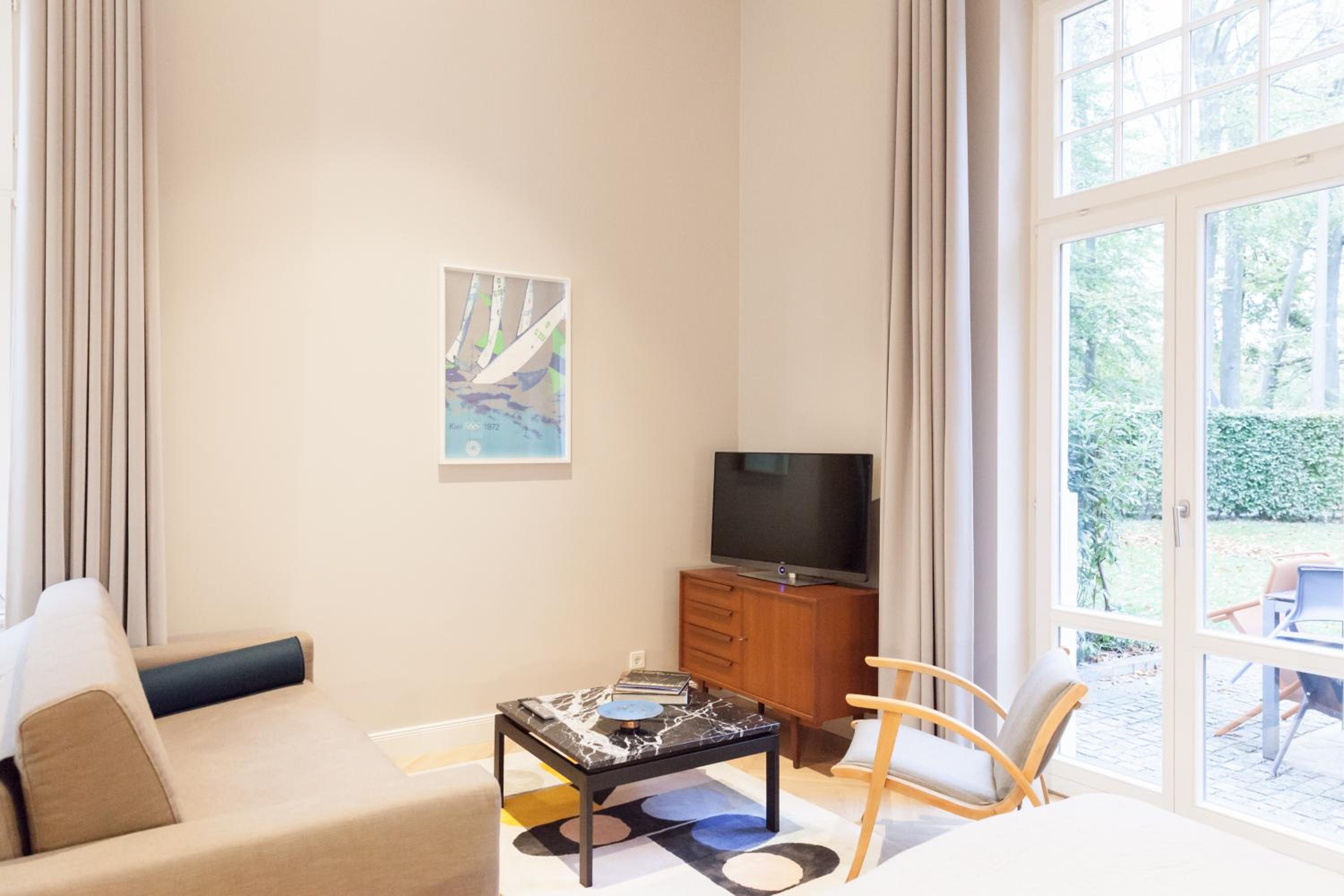 Loft with Terrasse - 1