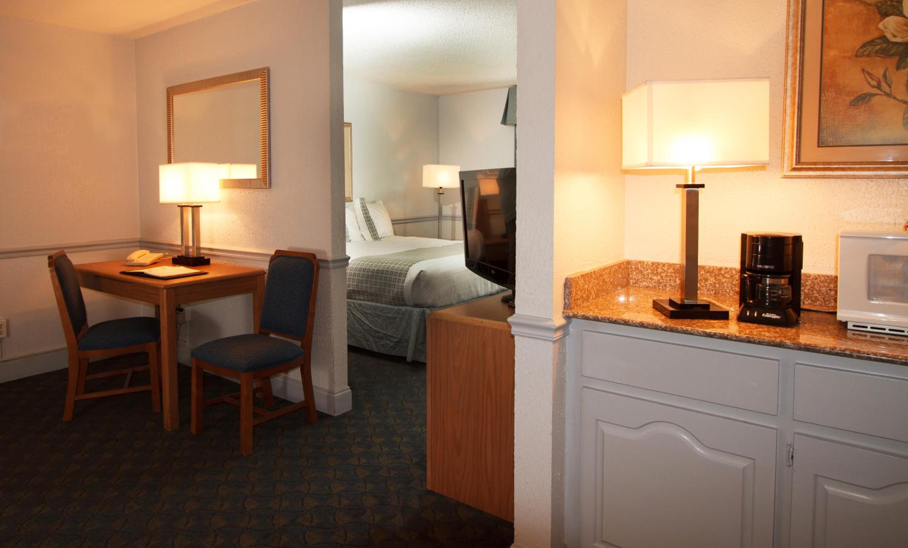King Suite - Photo 1