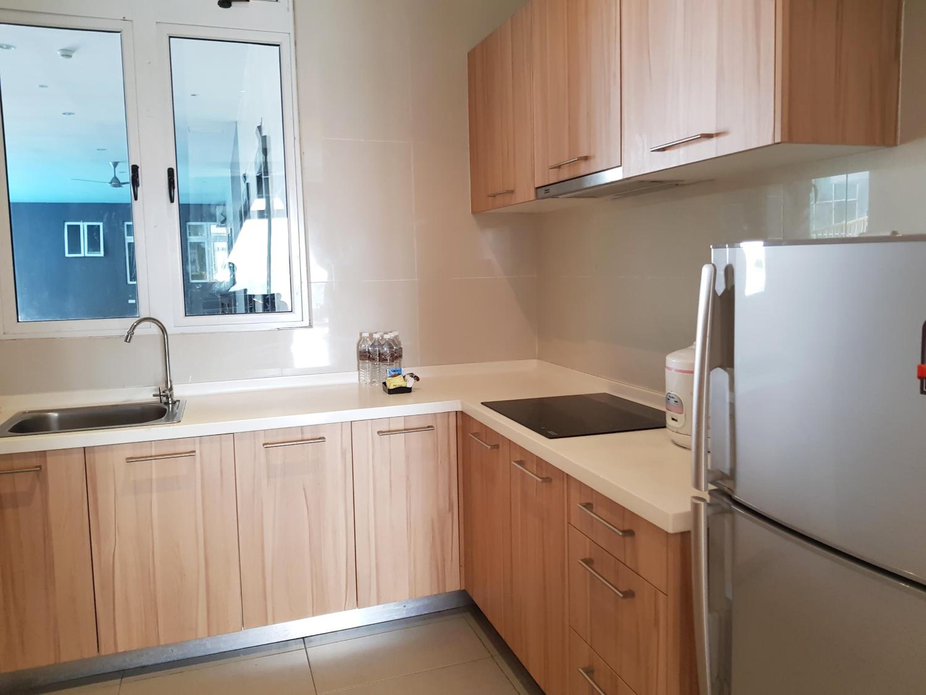 Executive 3 Bedroom Apartment with Private Pool B