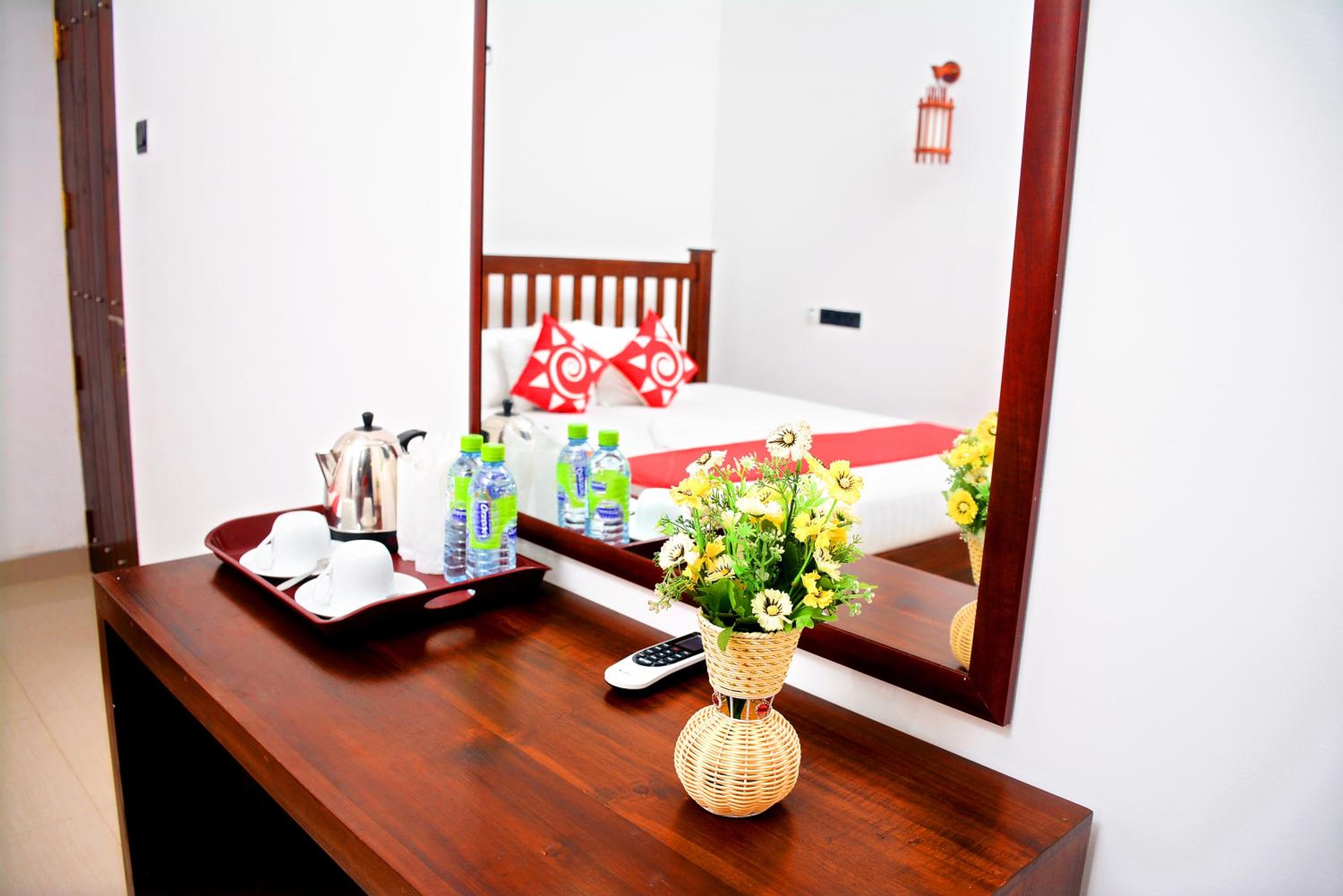 Deluxe Double Room with Bath photo 2