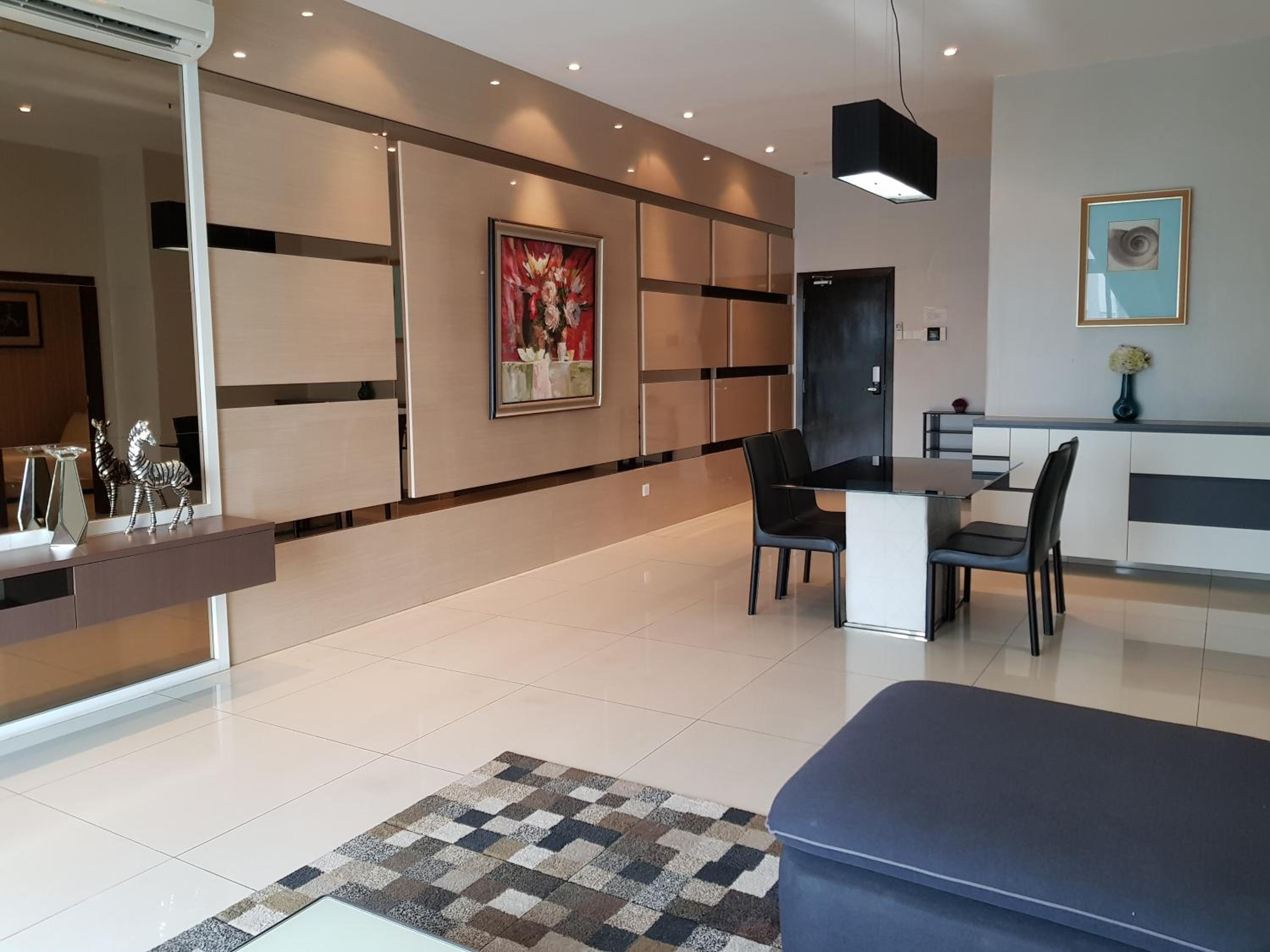 2 Bedroom Premier Apartment with Private Pool - 1 King Bed & 1 Queen Bed