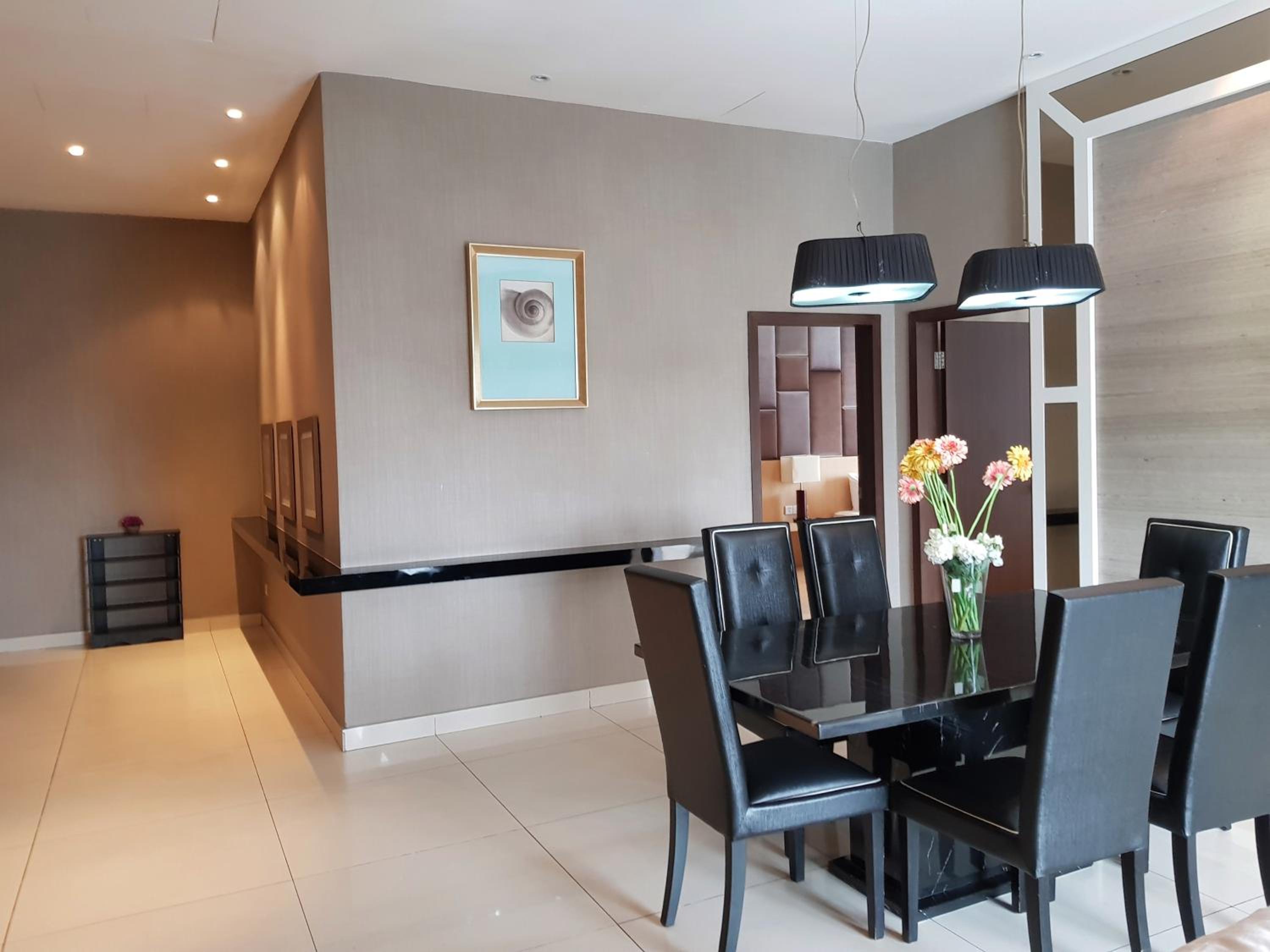 Premier 3 Bedrooms Apartment with Private Pool B