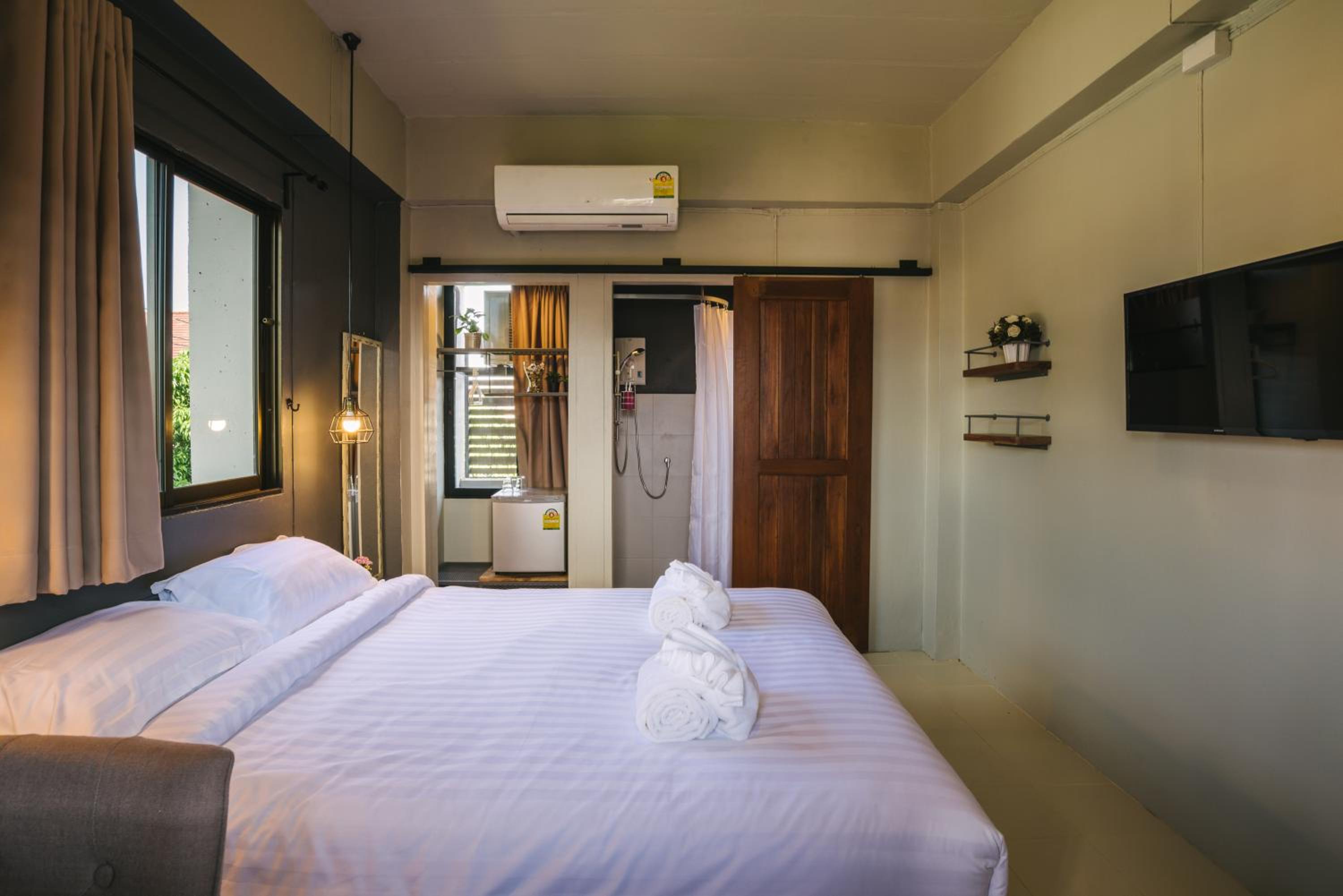 Standard Room photo 3