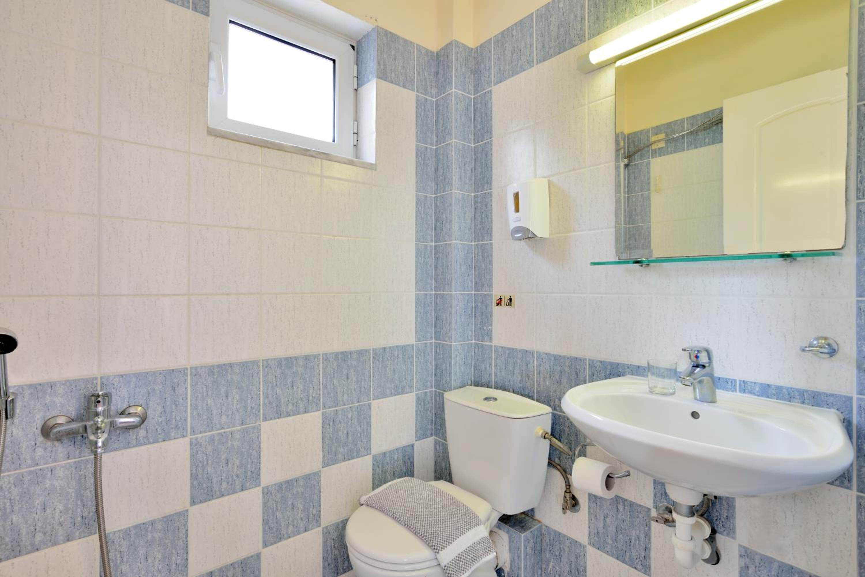 Double or Twin Room photo 3