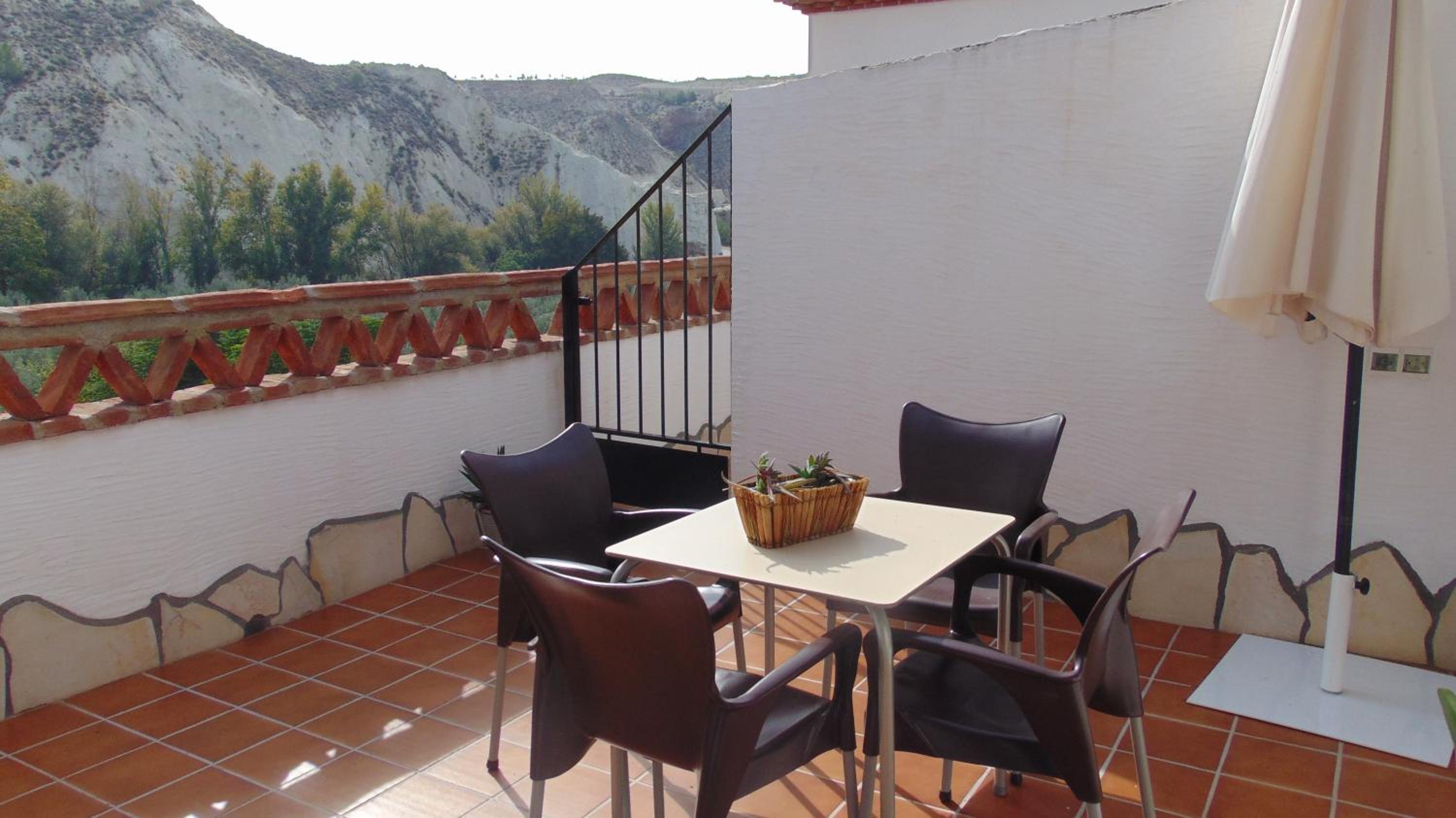 Rural Apartment - Photo 53