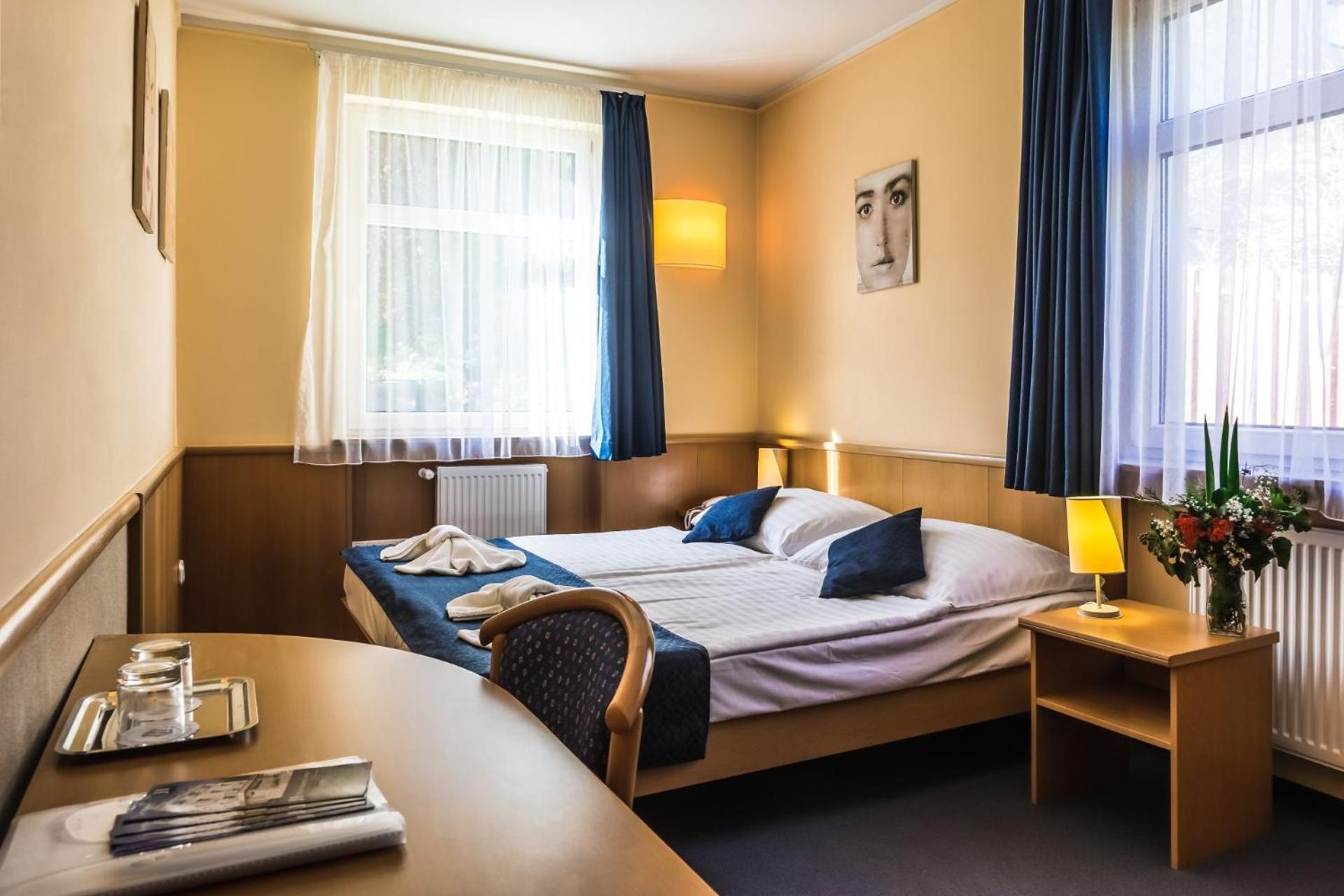 Double Room - Photo 1