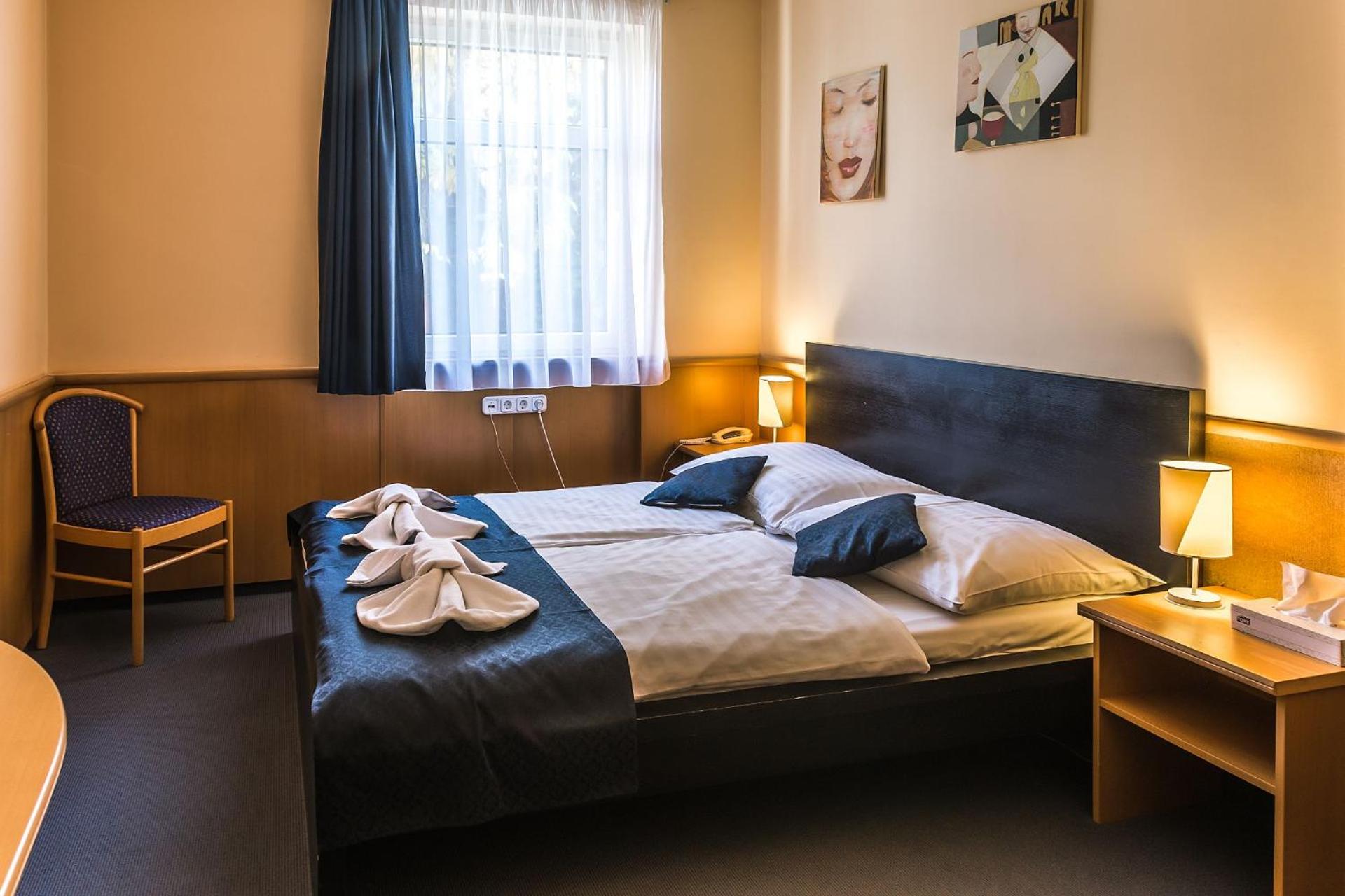 Double Room - Photo 3