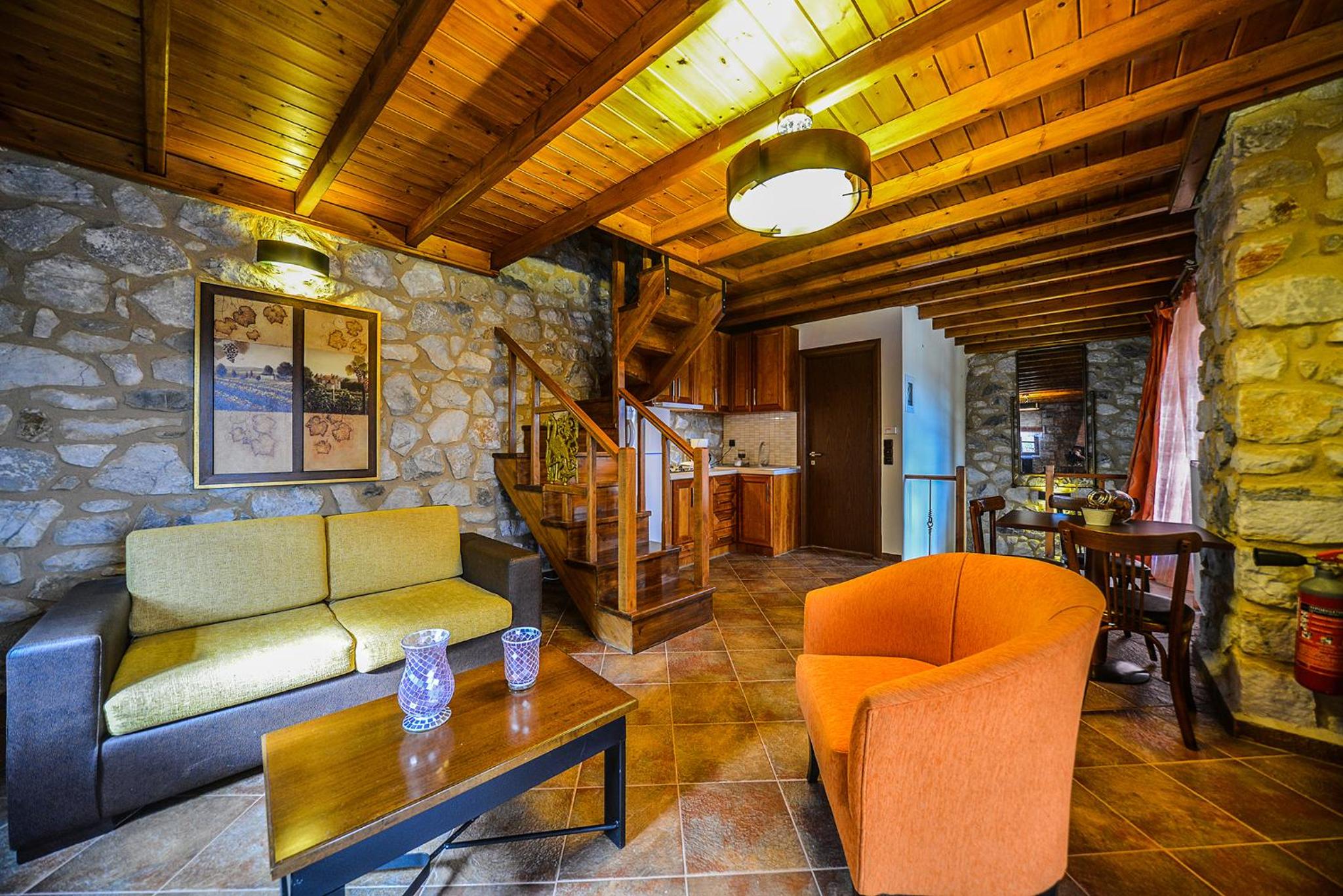 Superior King Suite - Photo 3