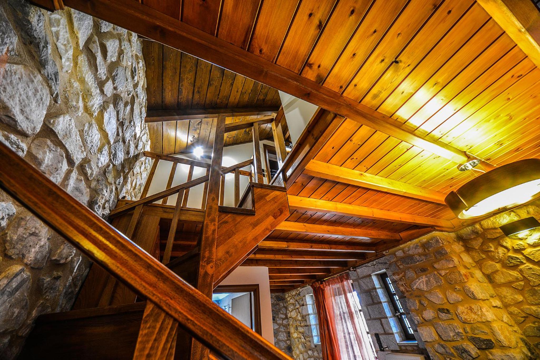 Superior King Suite - Photo 16