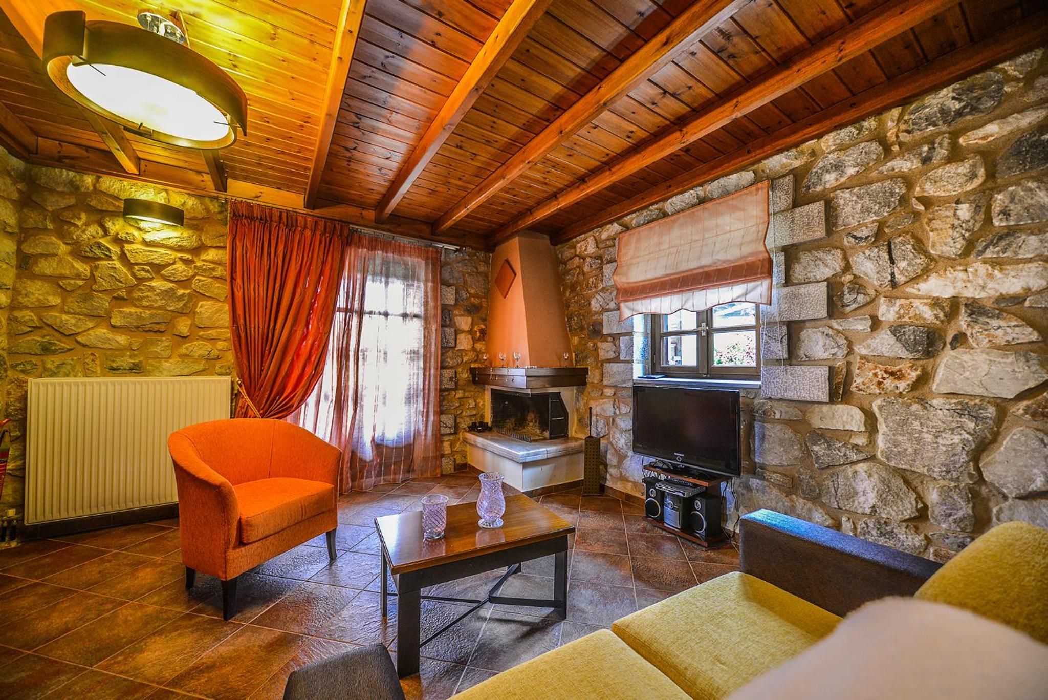 Superior King Suite - Photo 17