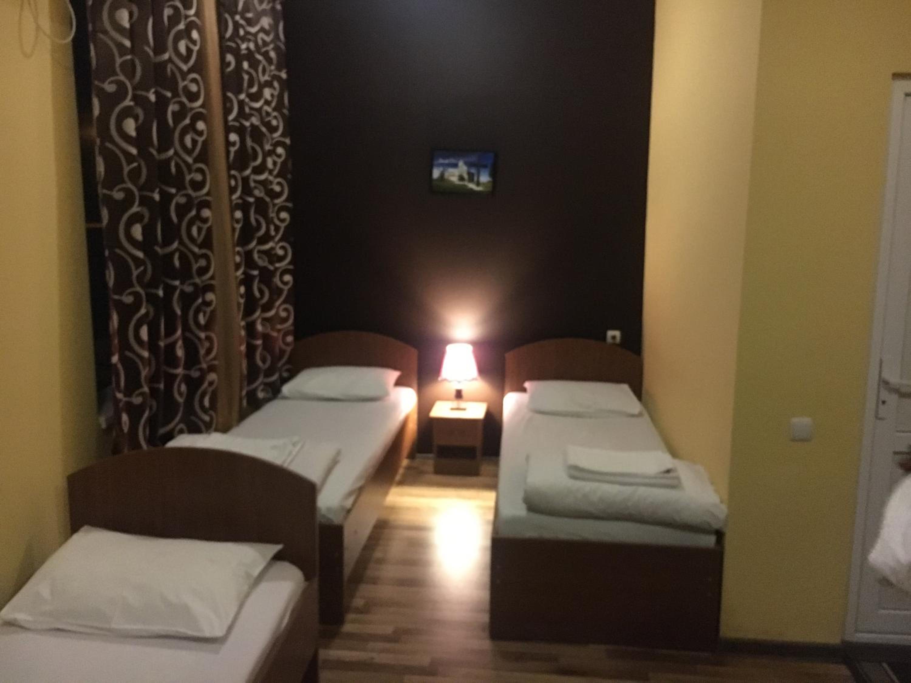 Triple Room - Photo 2