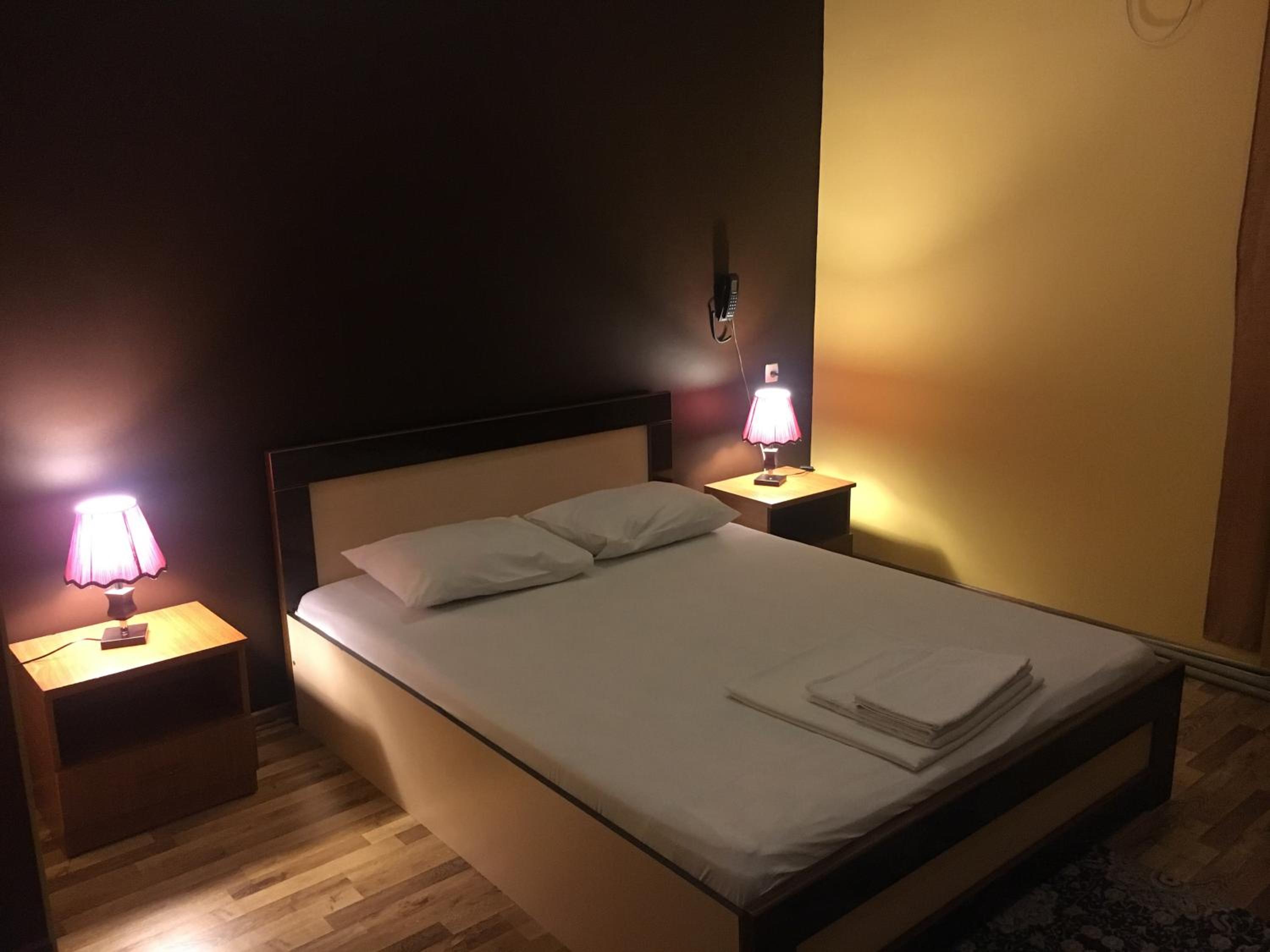 Double Room - Photo 1