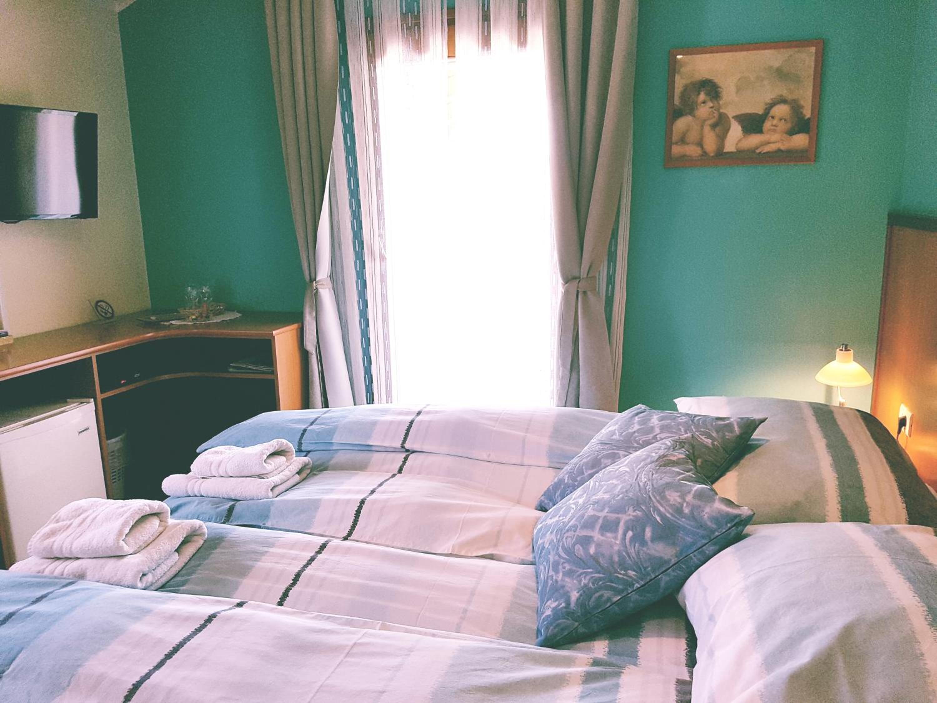 Double Room - Photo 21