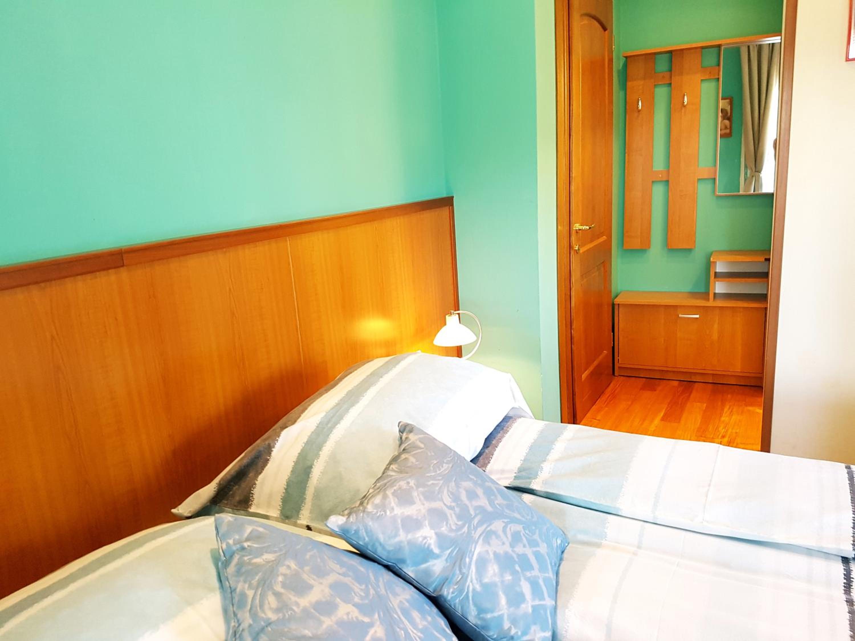 Double Room - Photo 7