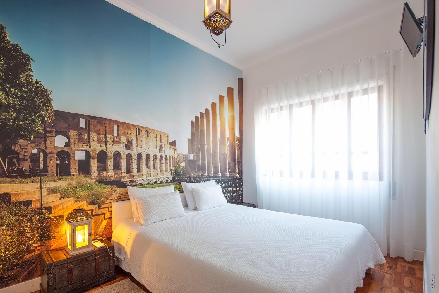 Deluxe Suite - Photo 6