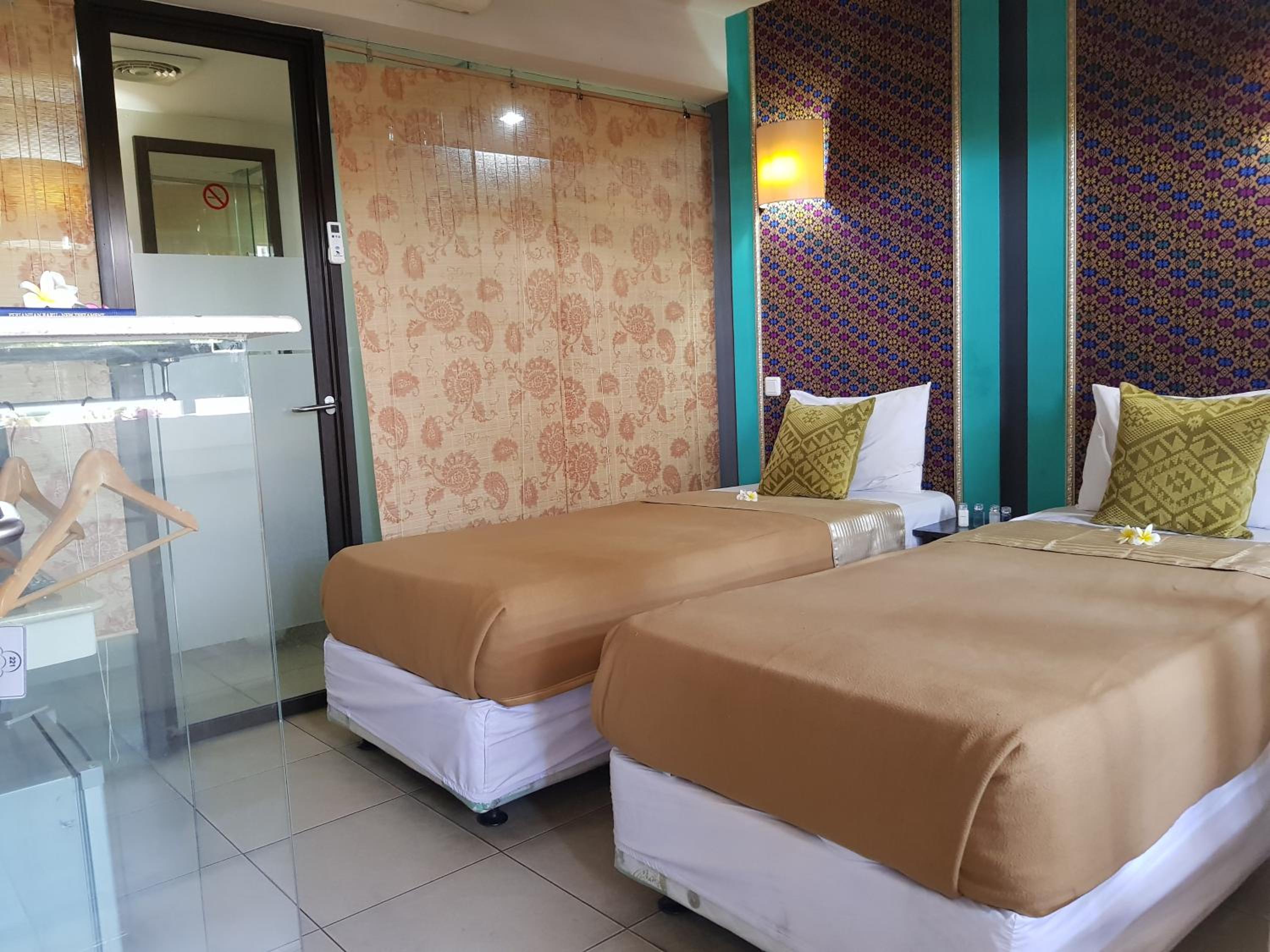 Superior Double or Twin Room photo 3