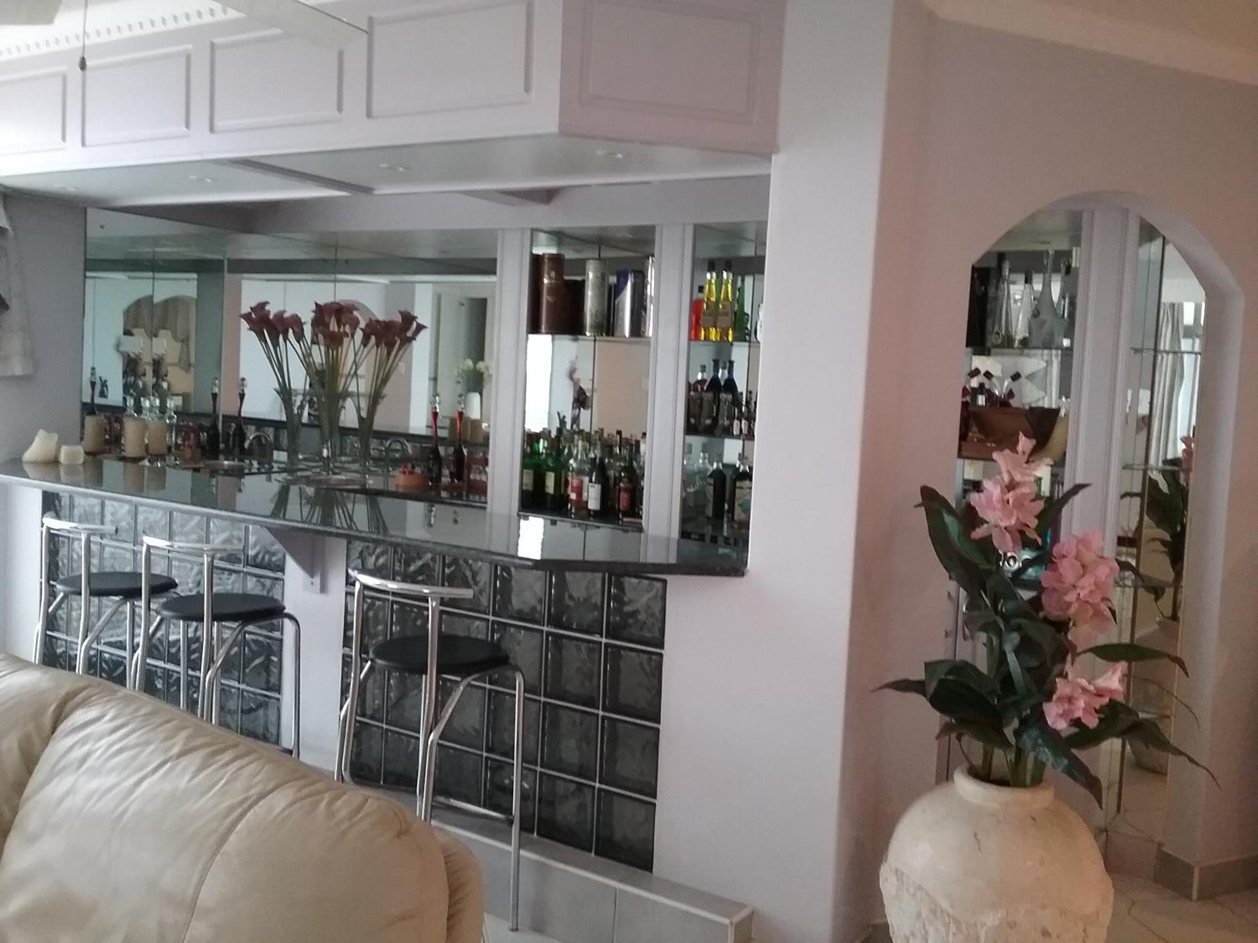 Penthouse Apartment - Photo 49