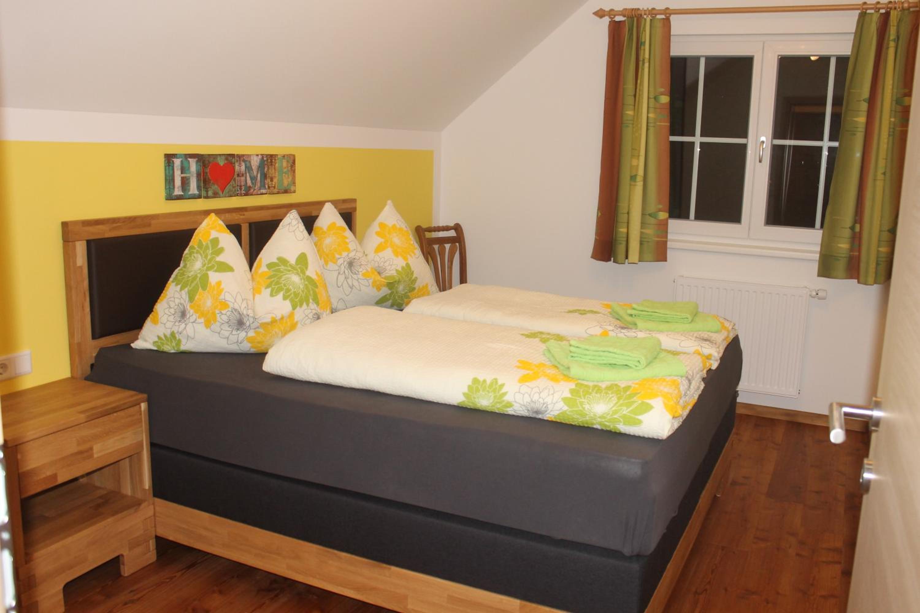 Apartment with Mountain View photo 3
