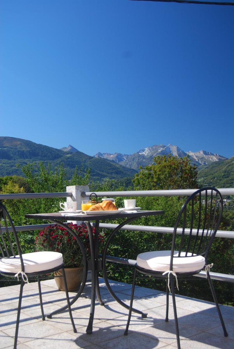 Double Room with Mountain View photo 2