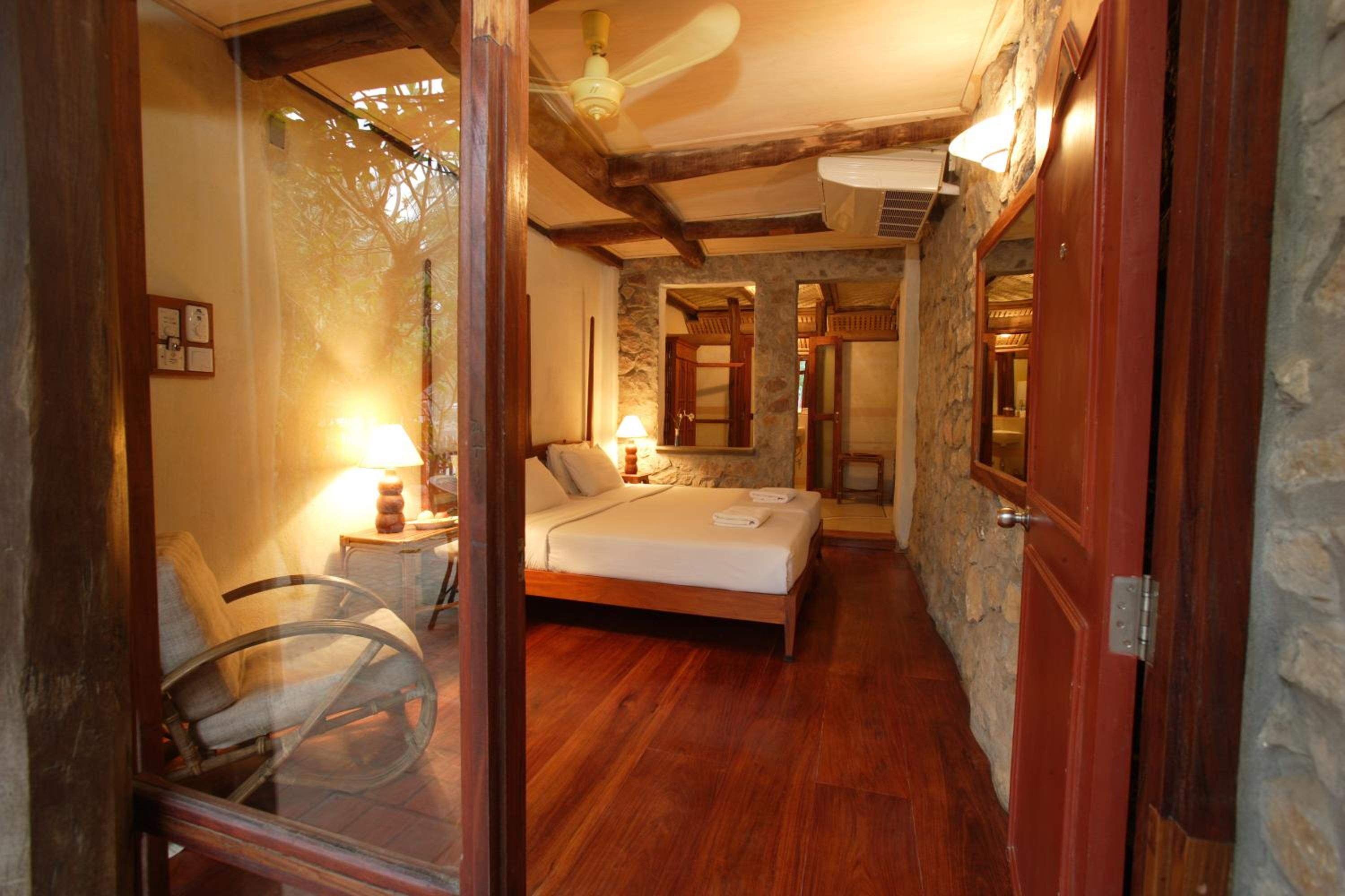 Riverside Double or Twin Room - Villa Residence photo 2