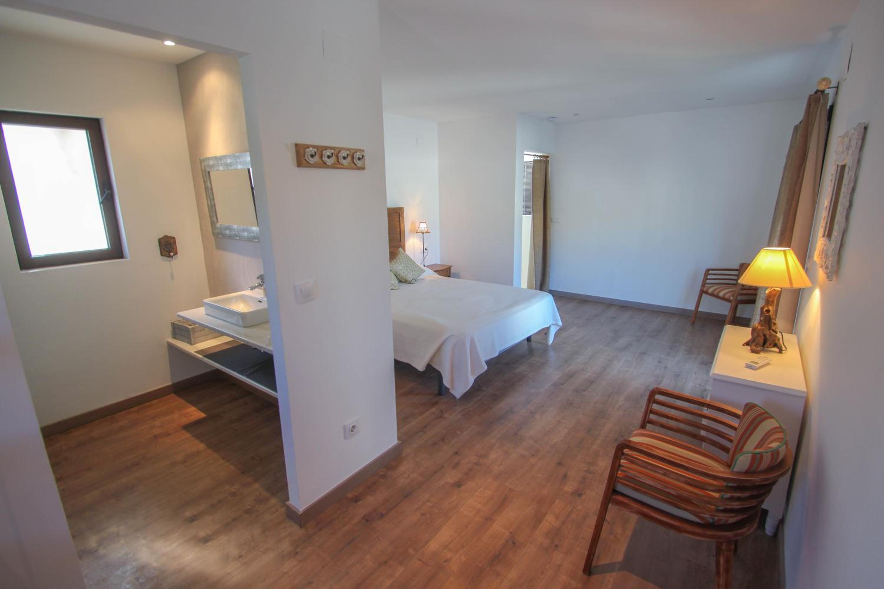 Casa de tres habitaciones