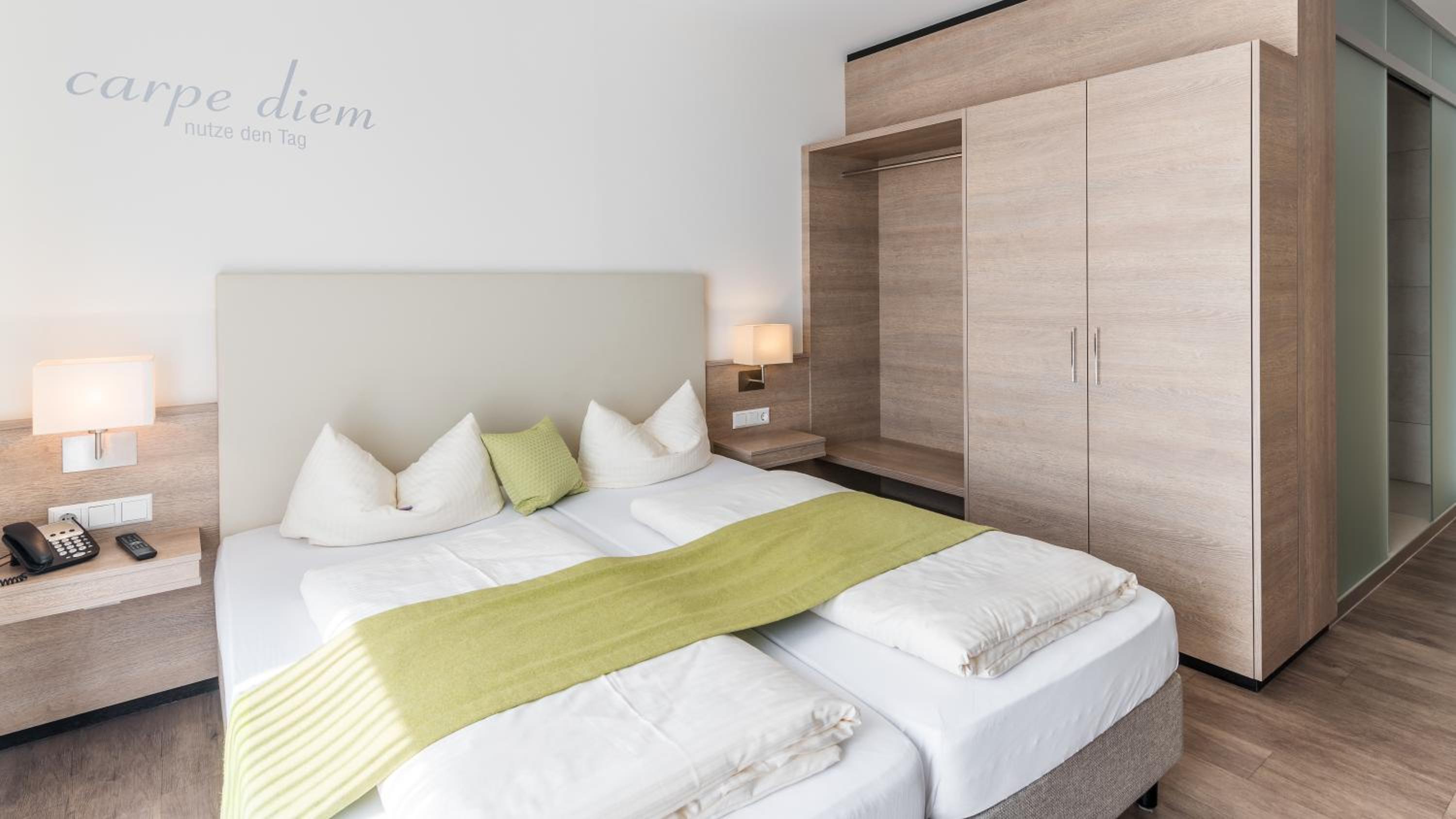 Double Room - Photo 6
