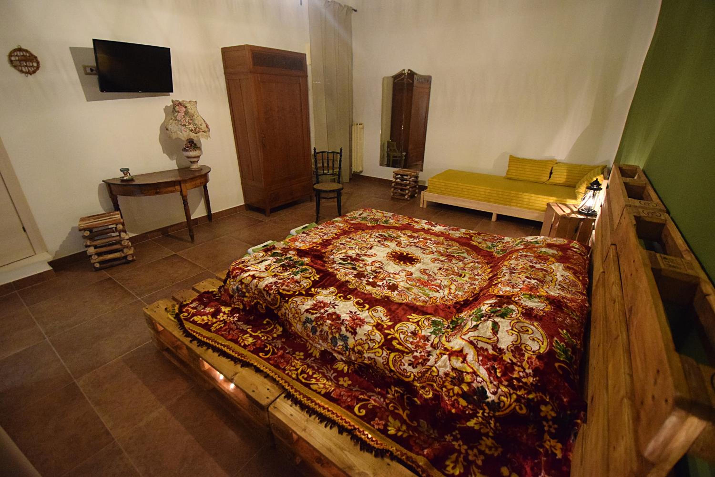 Family Room - Photo 1