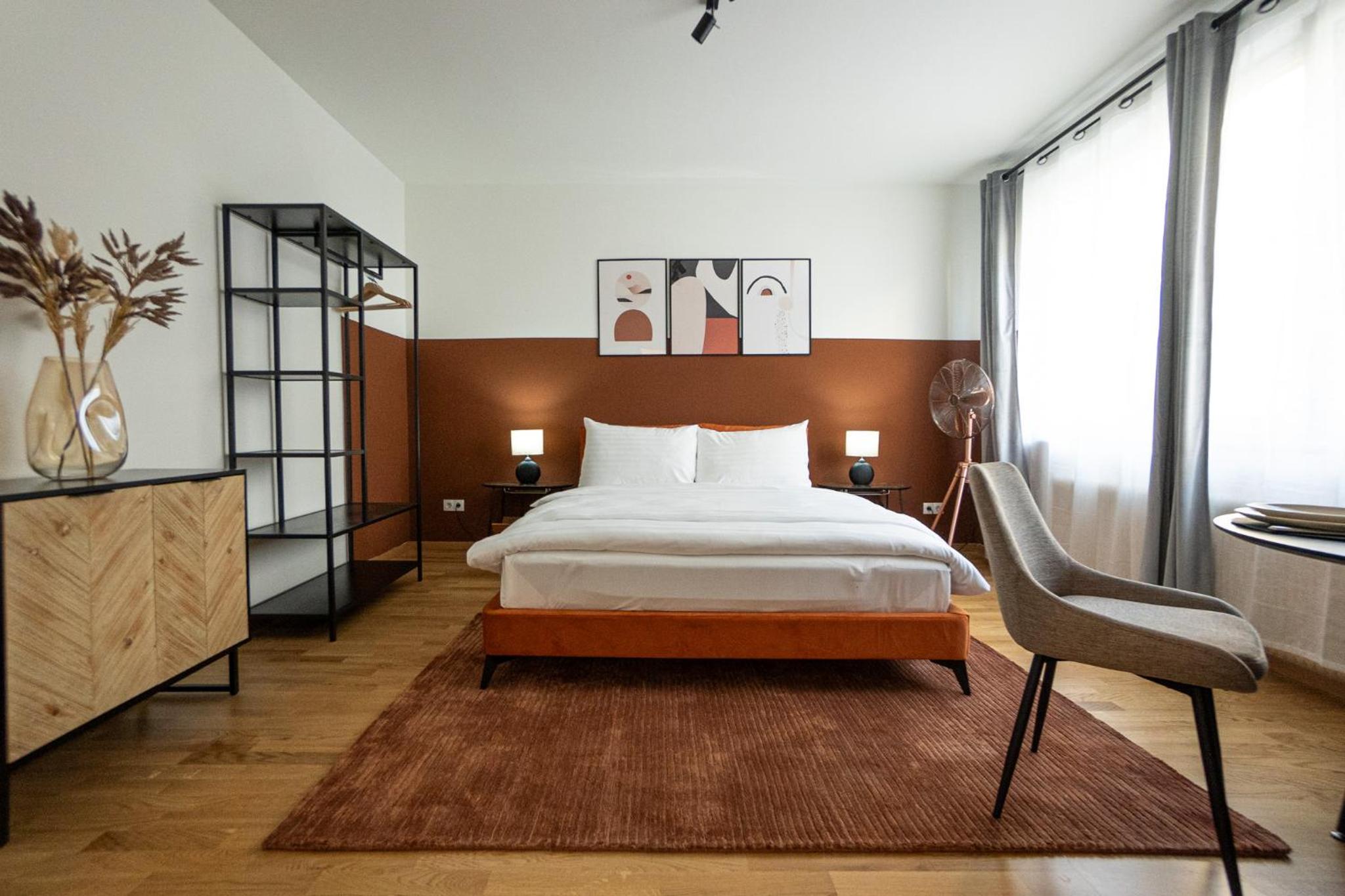 Studio Apartment with King Bed