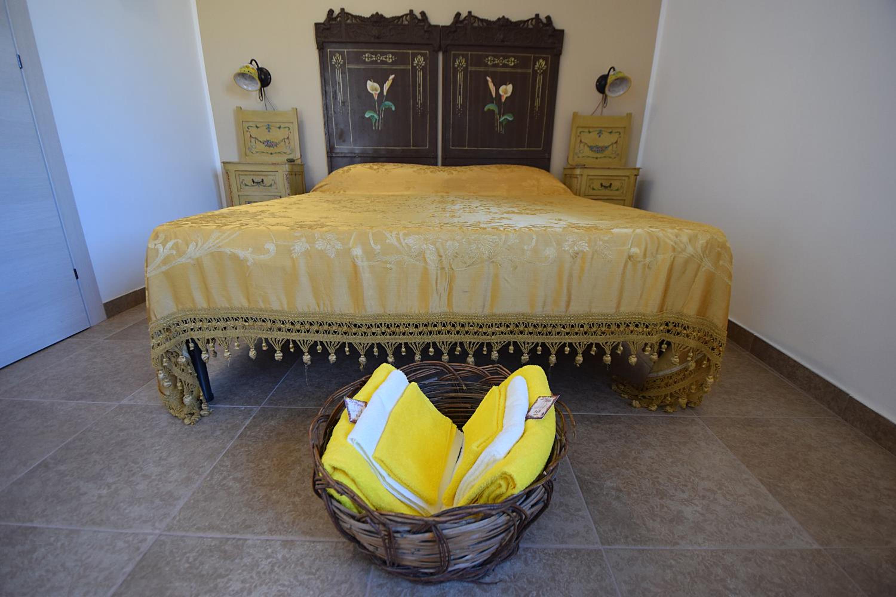 Double Room - Photo 6