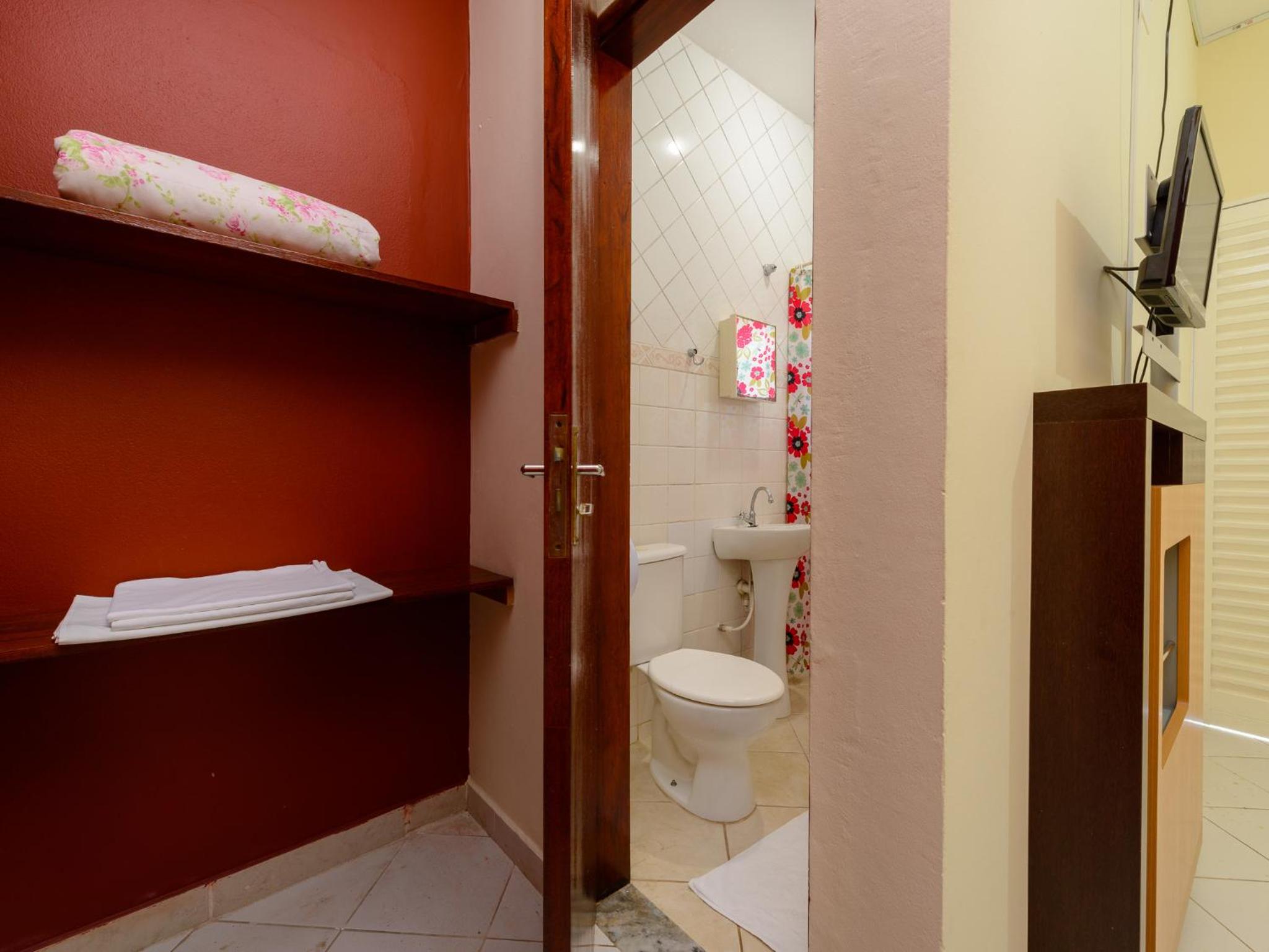 Standard Quadruple Room without Parking photo 2
