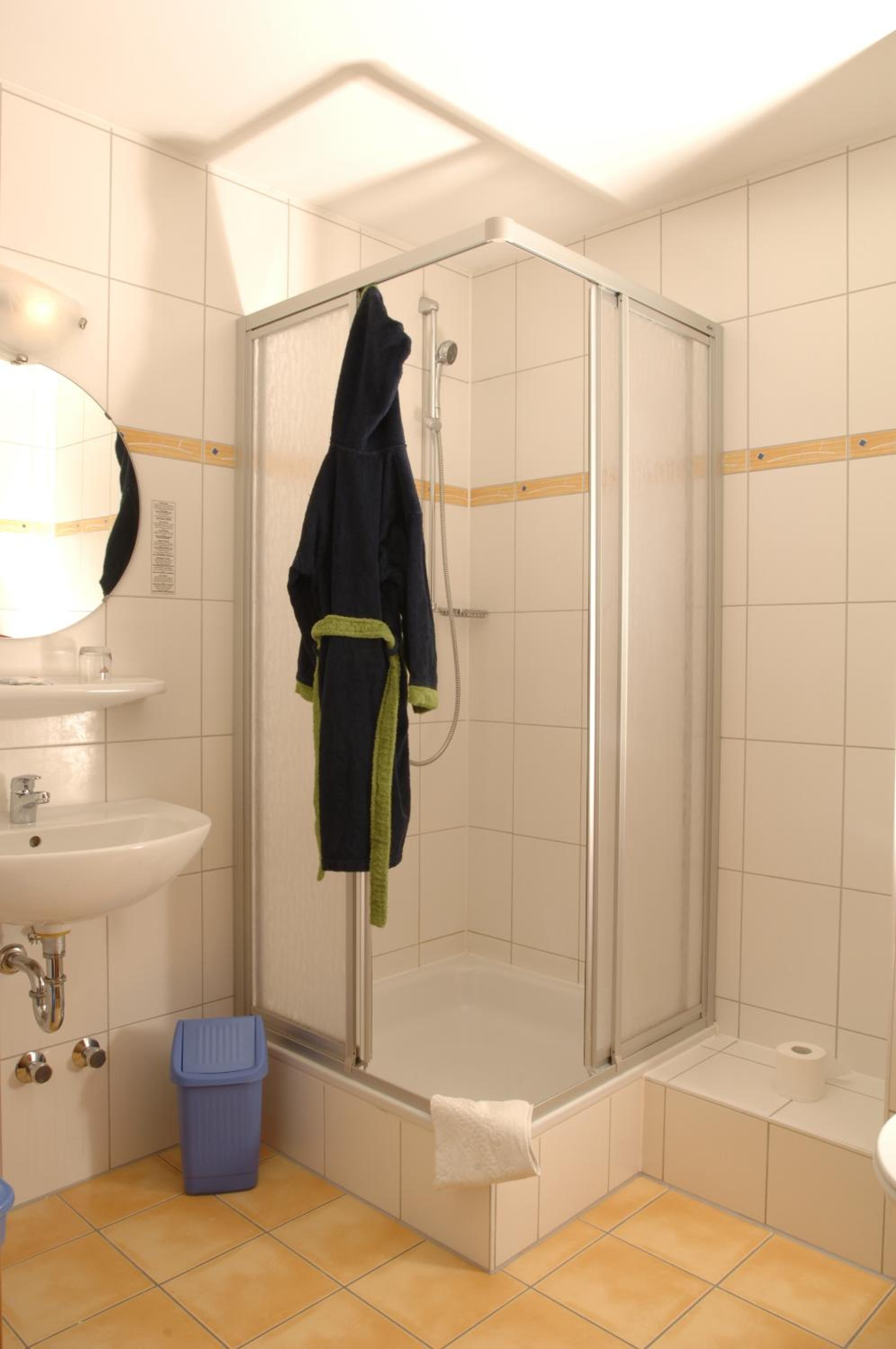 Double Room - Photo 6