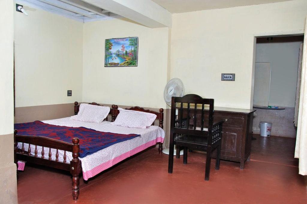 Budget Double Room photo 1