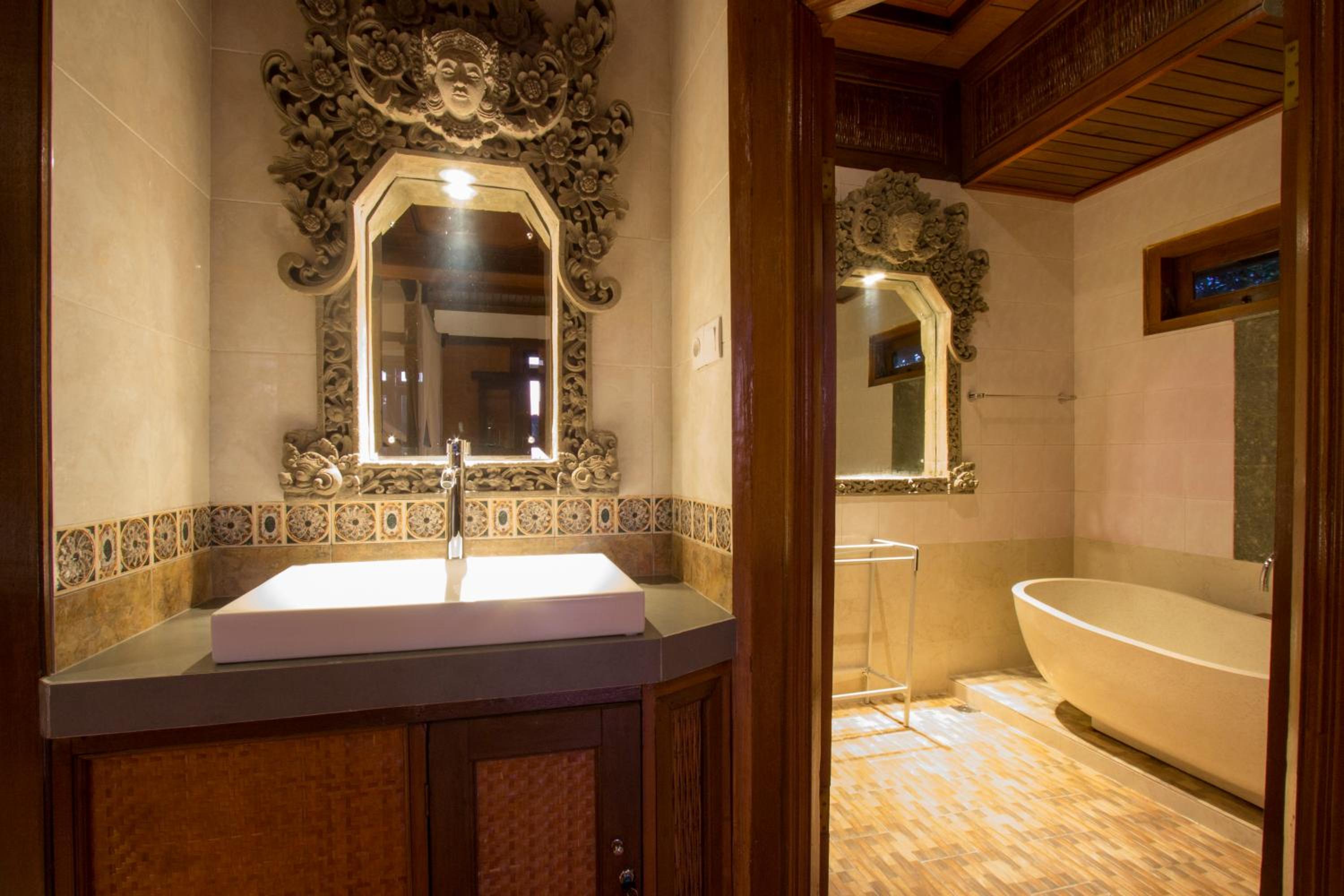 Deluxe Suite - Photo 24
