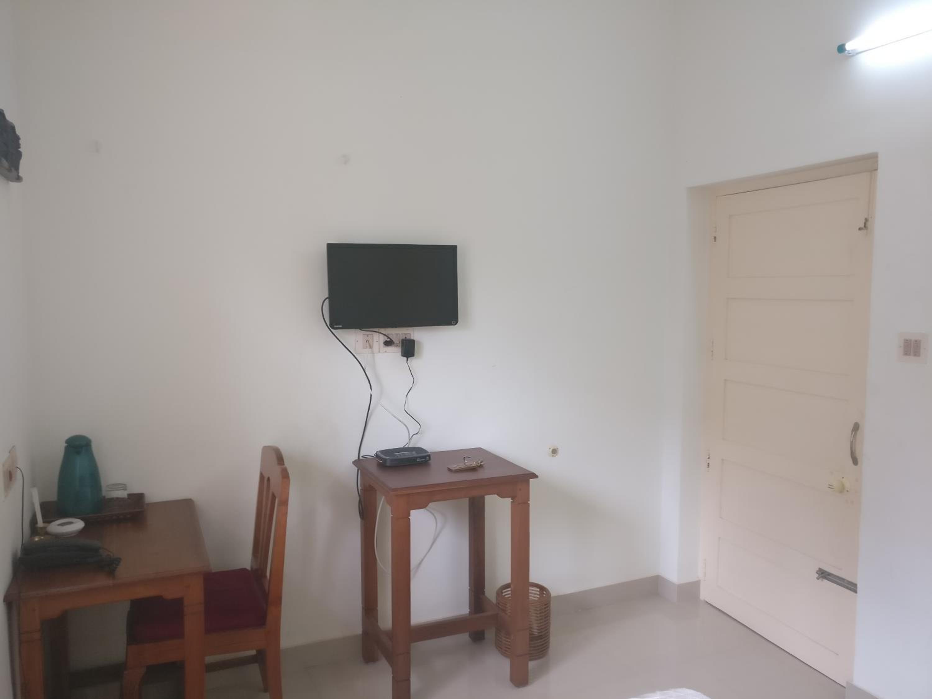 Small Double Room photo 3