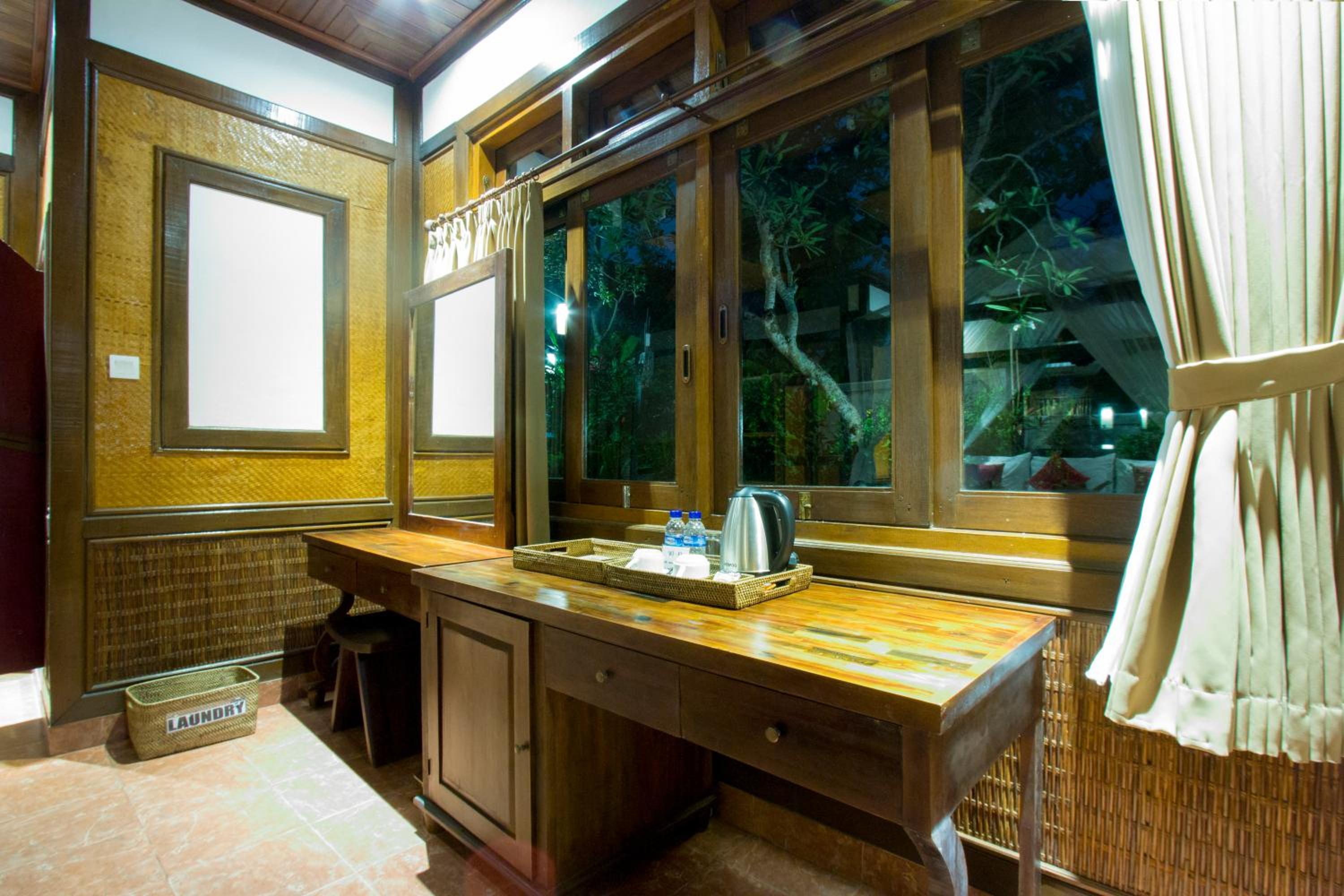 Deluxe Room - Photo 1