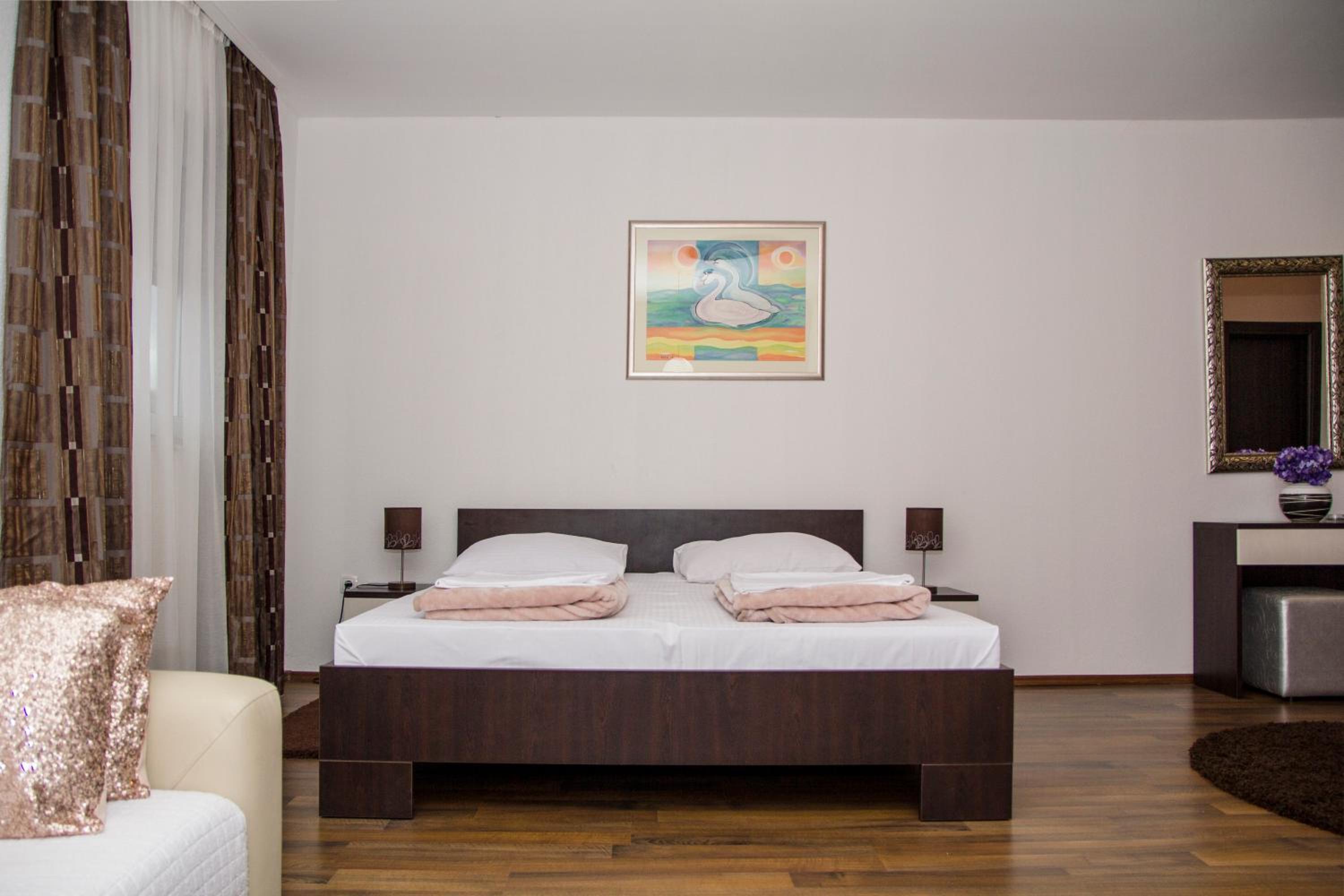 Standard Triple Room - Photo 3